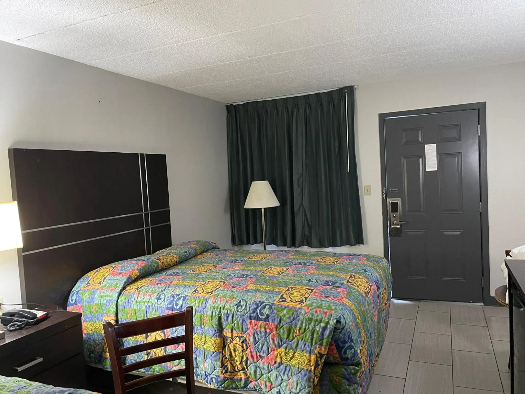 Bed in Deerfield Inn