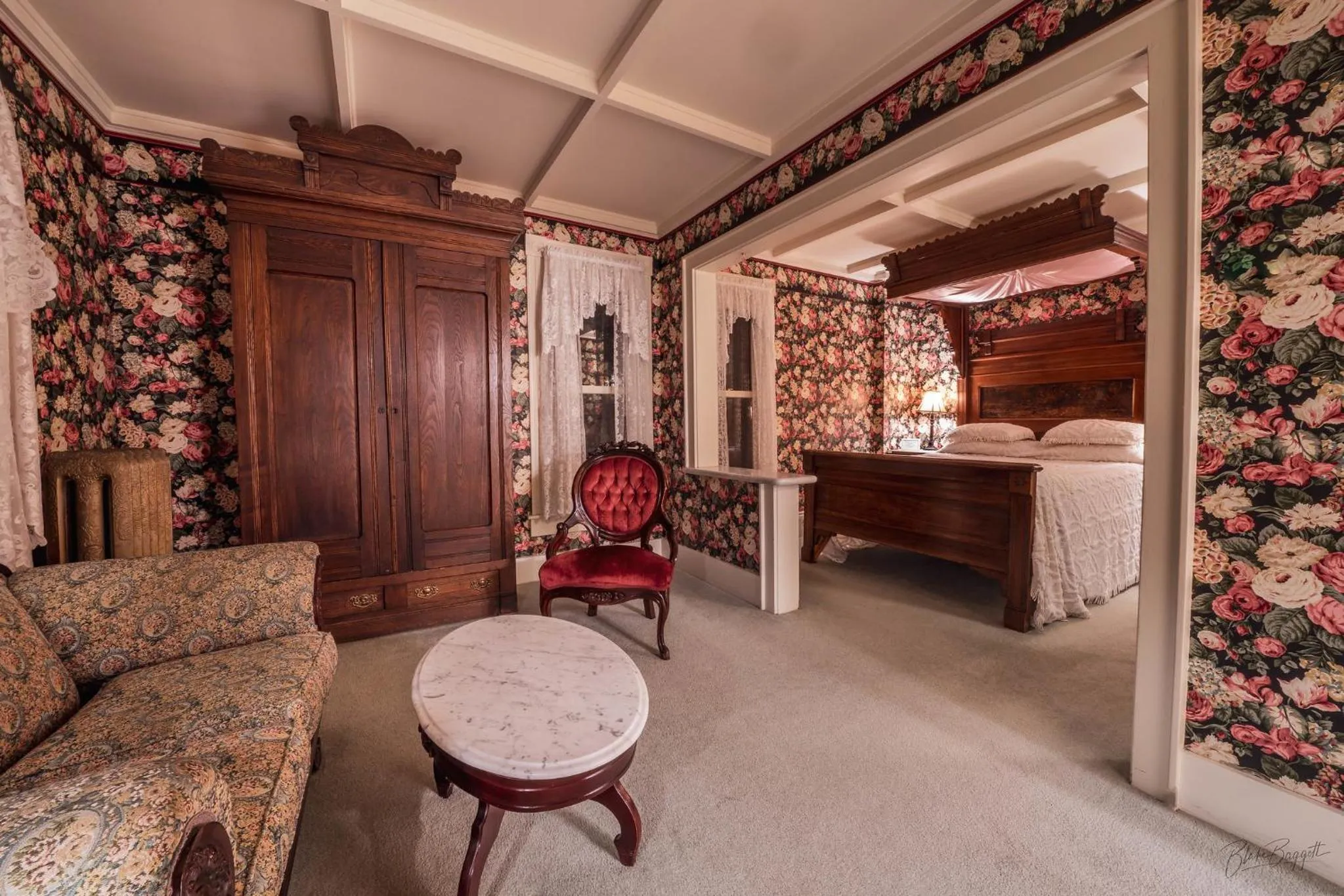 Bed in St. Elmo Hotel