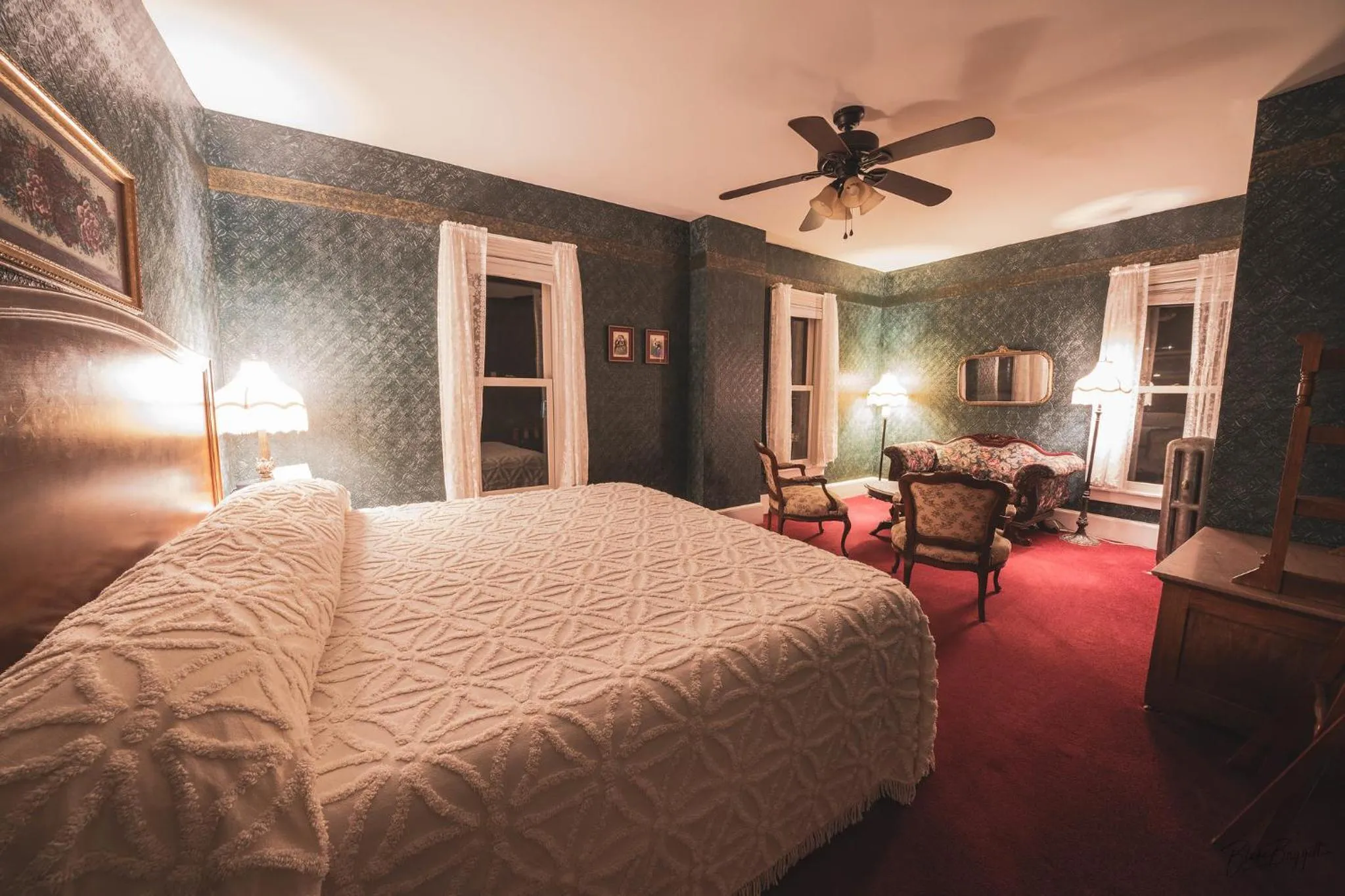 Bed in St. Elmo Hotel