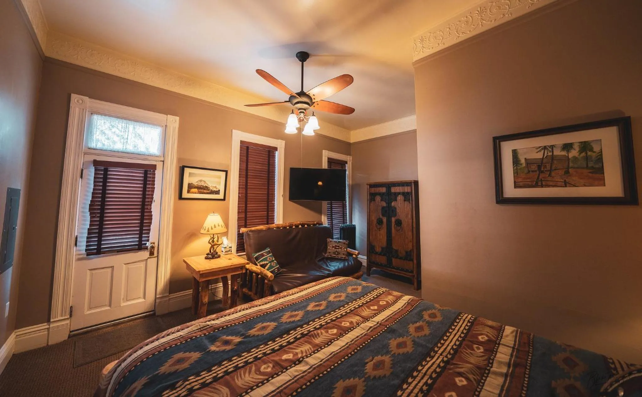 Bed in St. Elmo Hotel