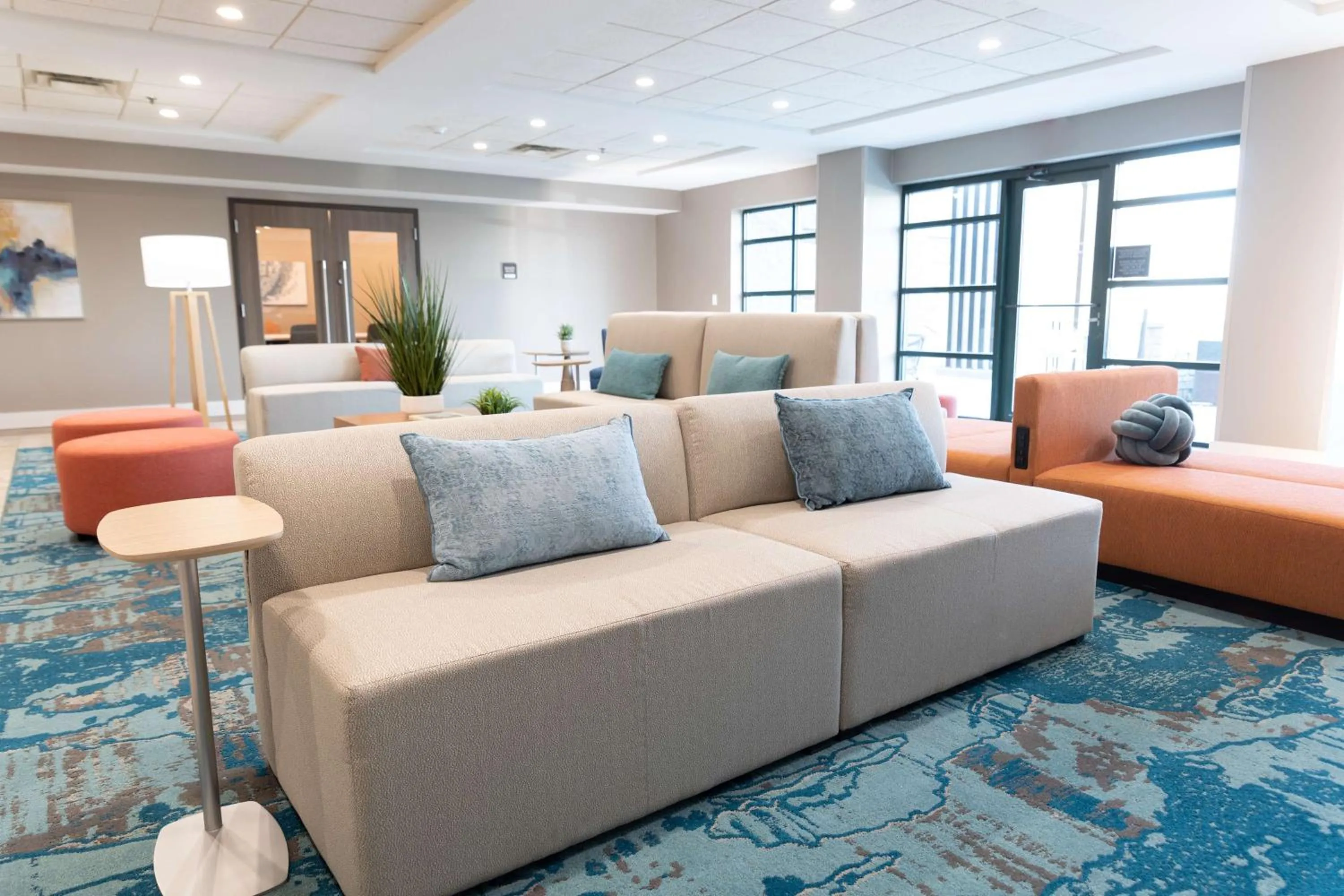 Lobby or reception in Hilton Garden Inn Des Moines Airport