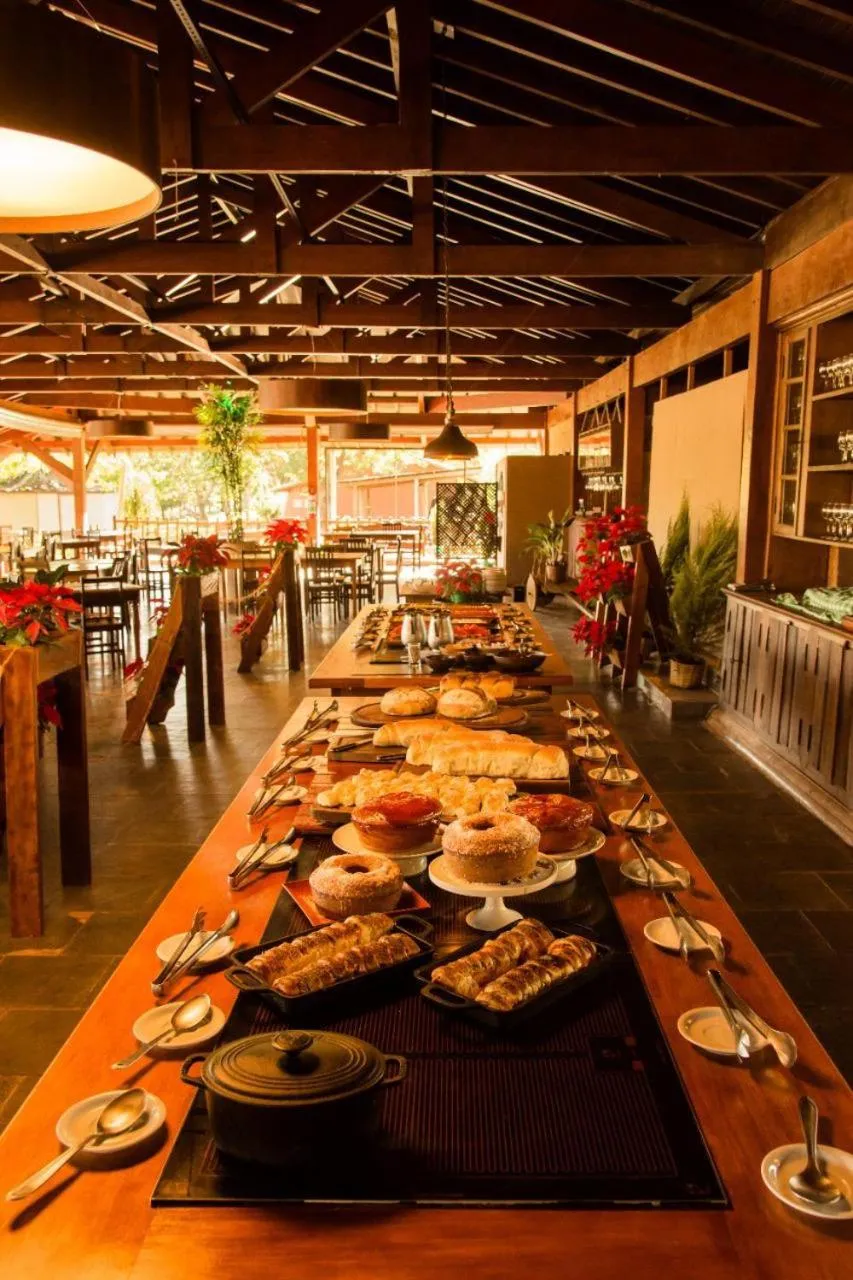 Food and drinks in Eco Resort Foz do Marinheiro