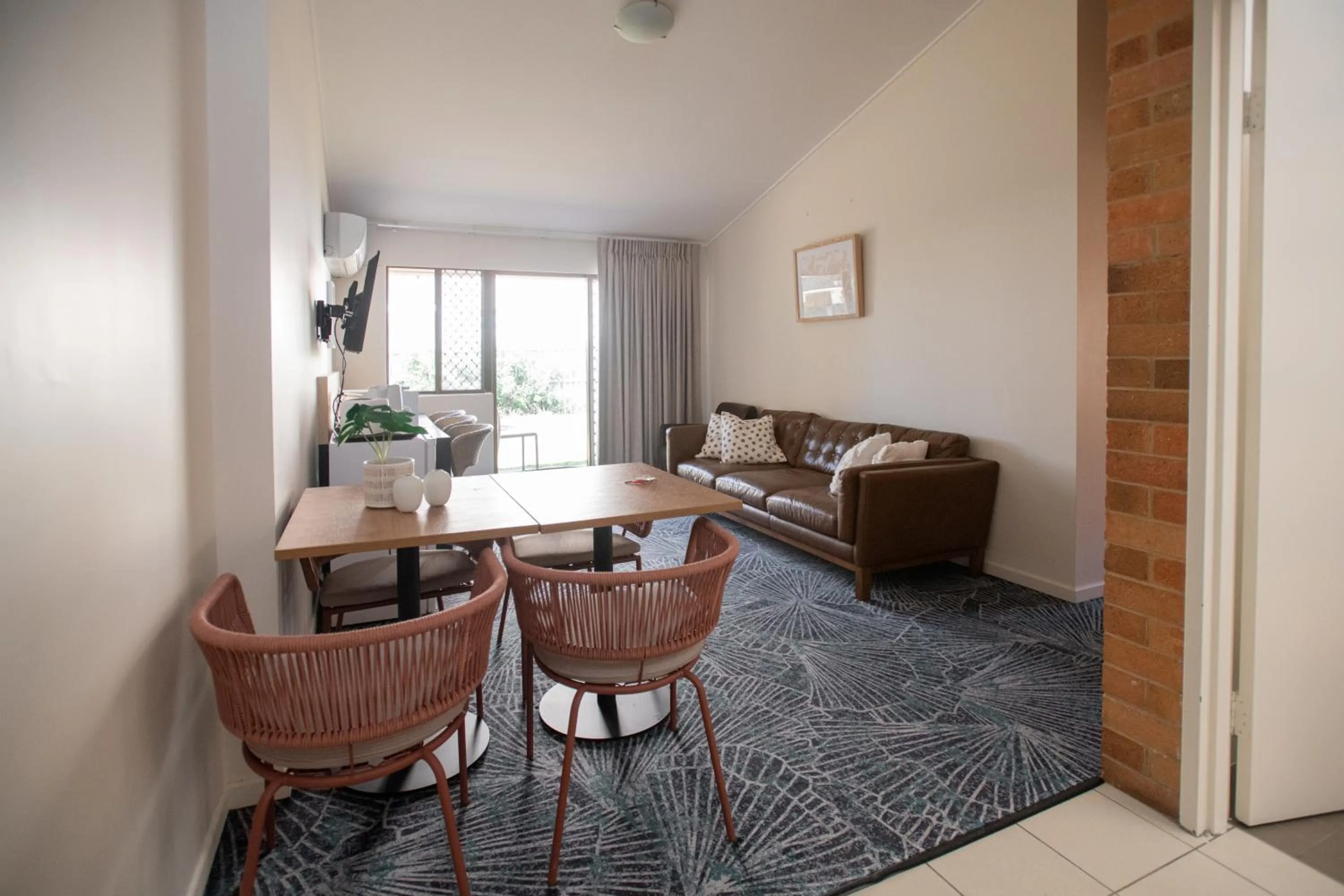 Photo of the whole room in Bribie Island Hotel