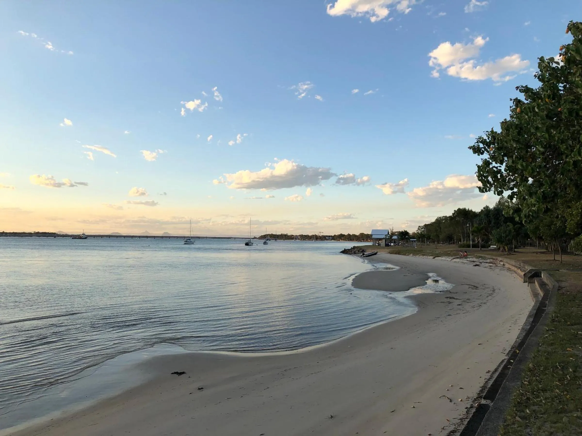 Beach in Bribie Island Hotel