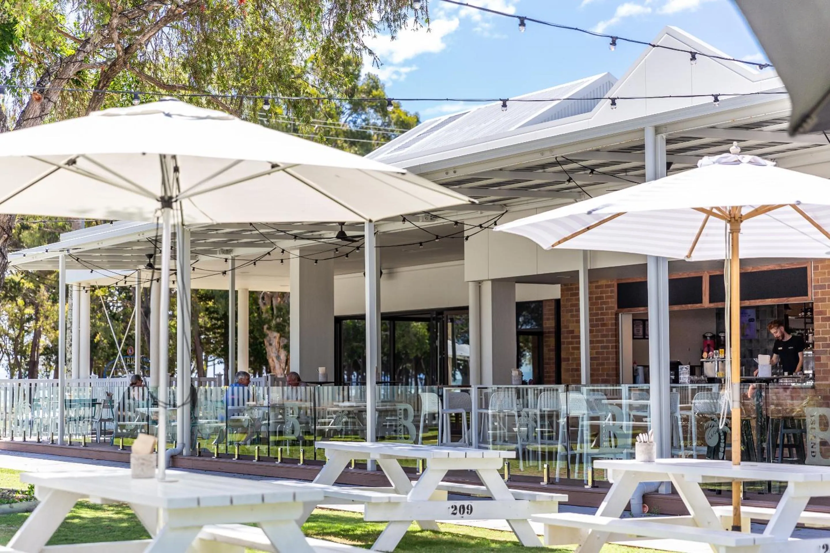 Balcony/Terrace in Bribie Island Hotel