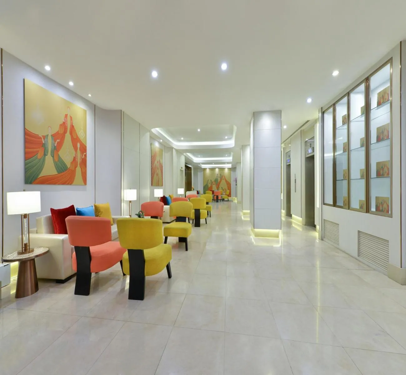 Lobby or reception in Centre Point Plus Hotel Pratunam