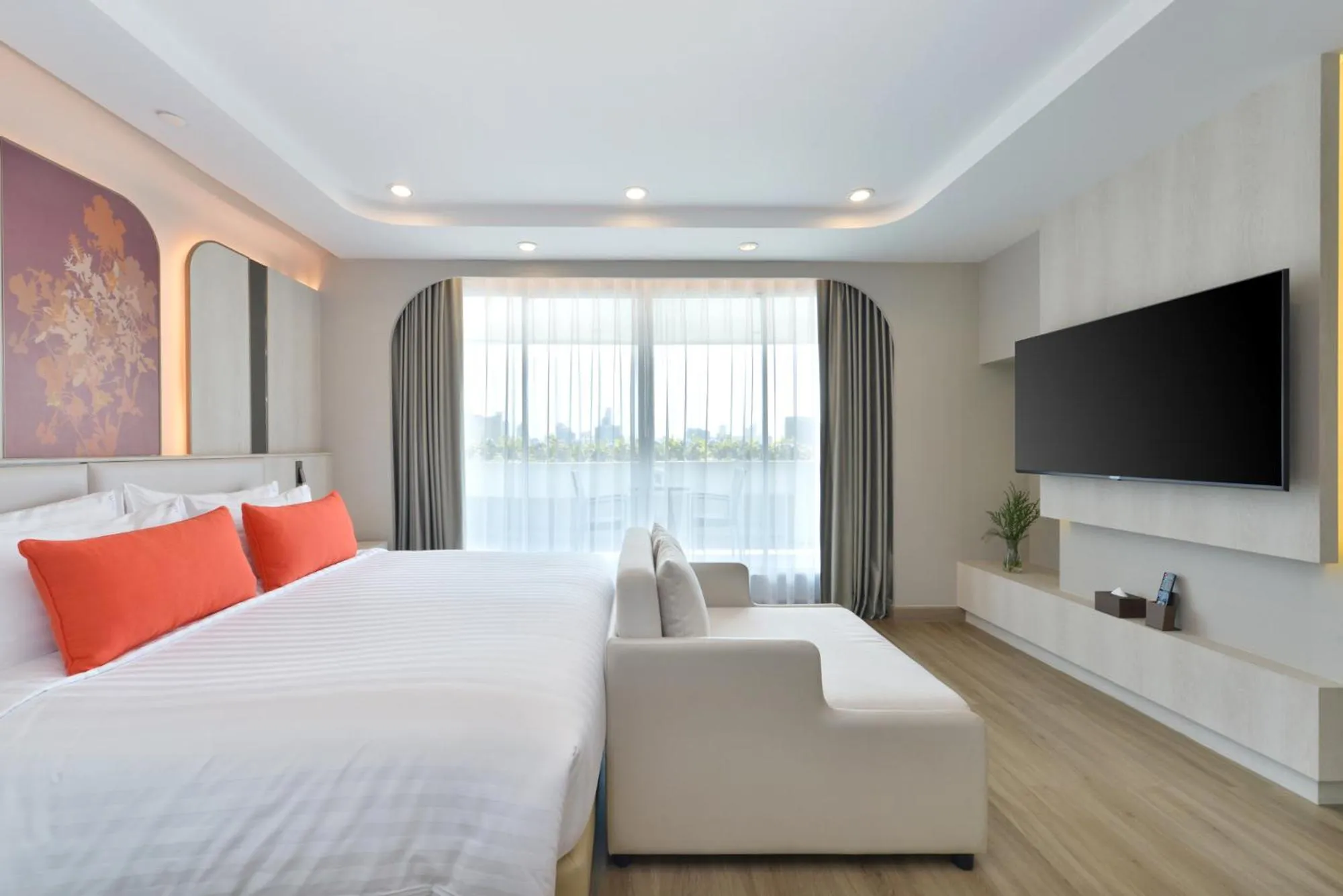 Bed in Centre Point Plus Hotel Pratunam