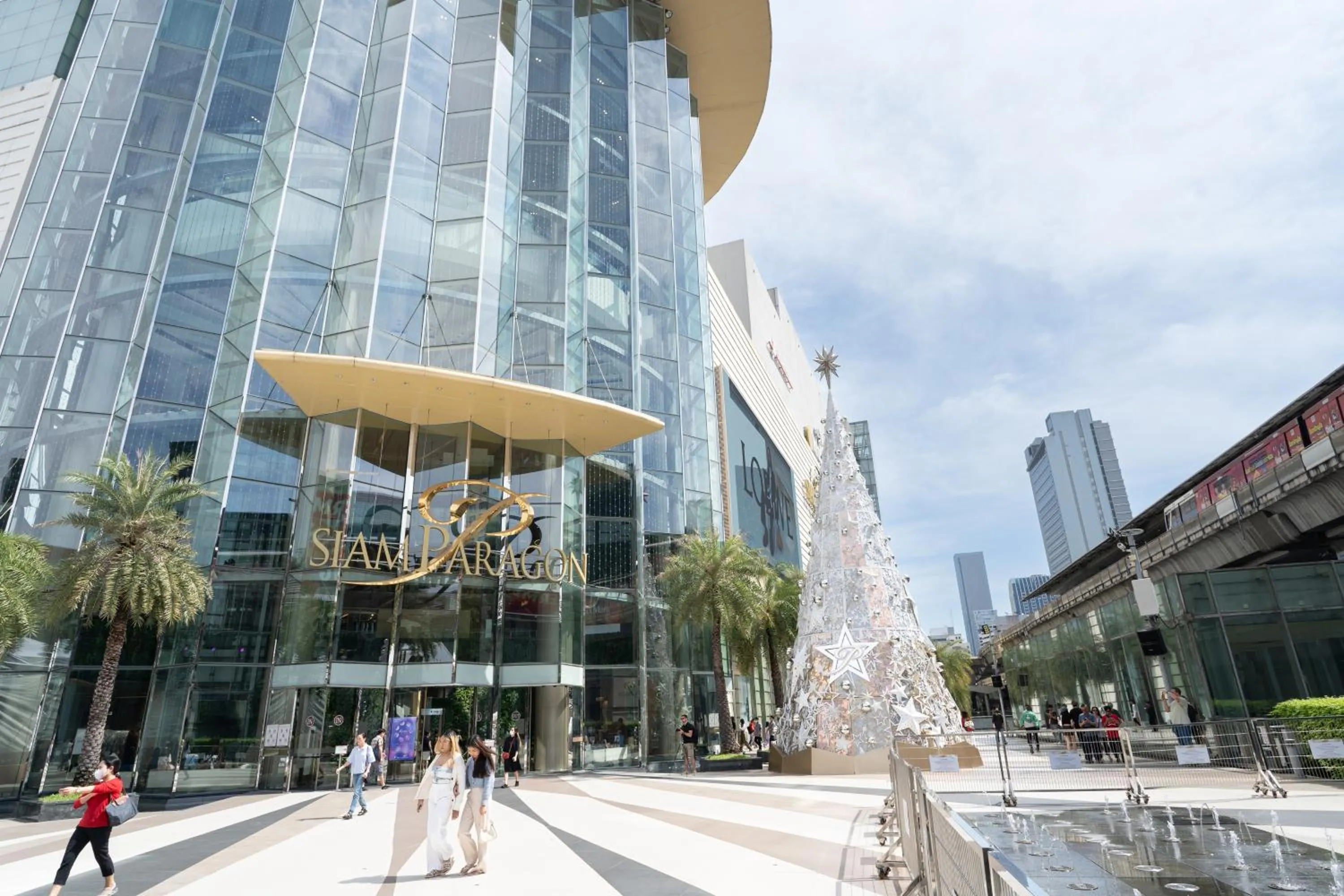 Restaurant/places to eat in Centre Point Plus Hotel Pratunam