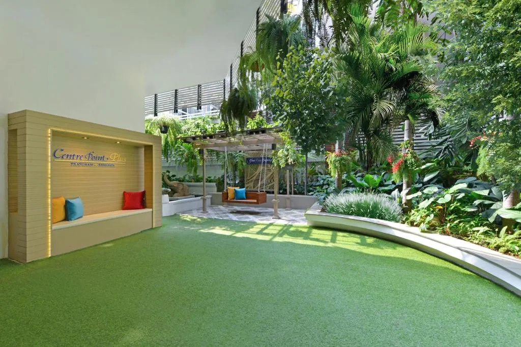 Property building in Centre Point Plus Hotel Pratunam