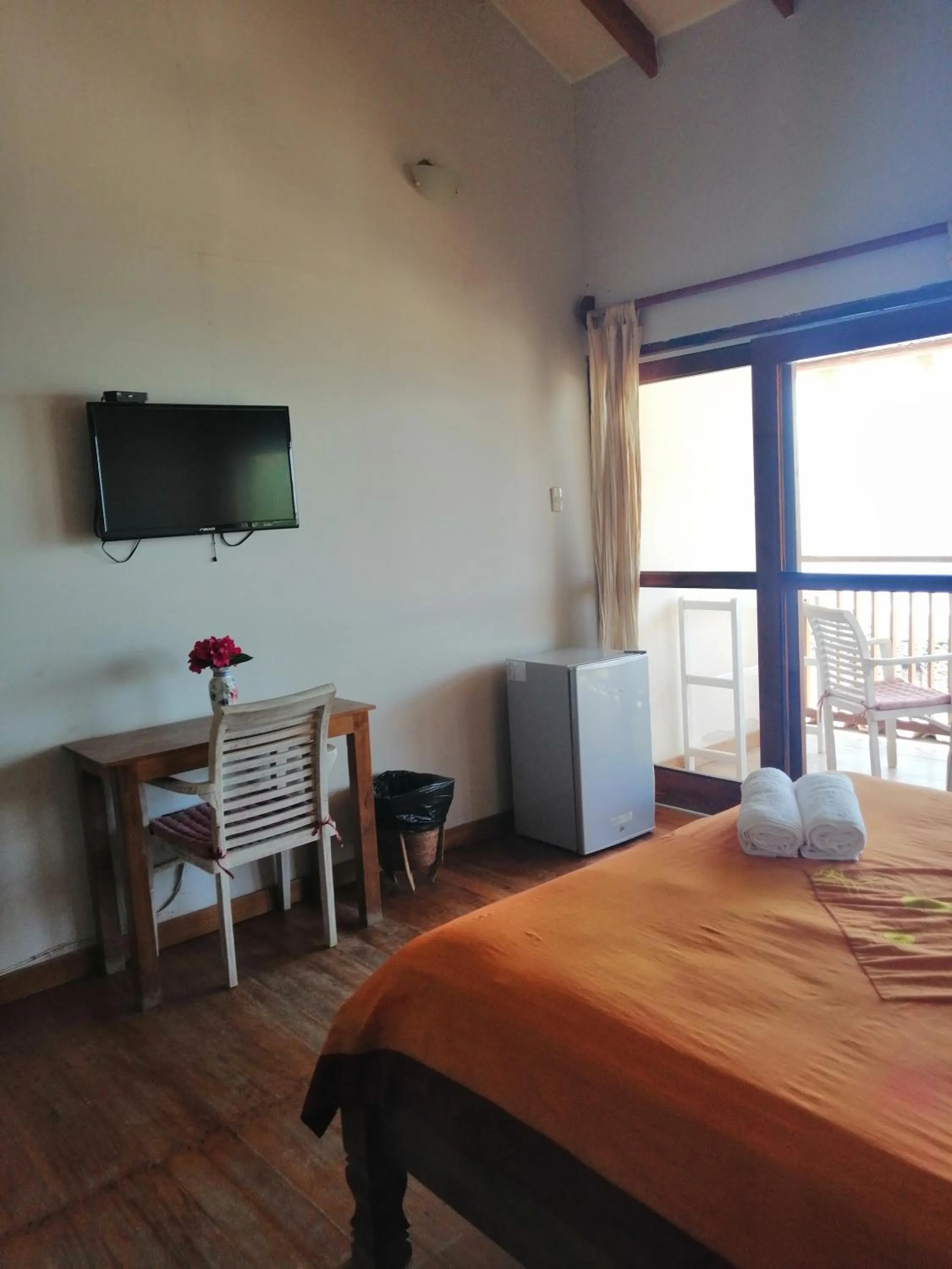 Photo of the whole room in Don Giovanni Mancora