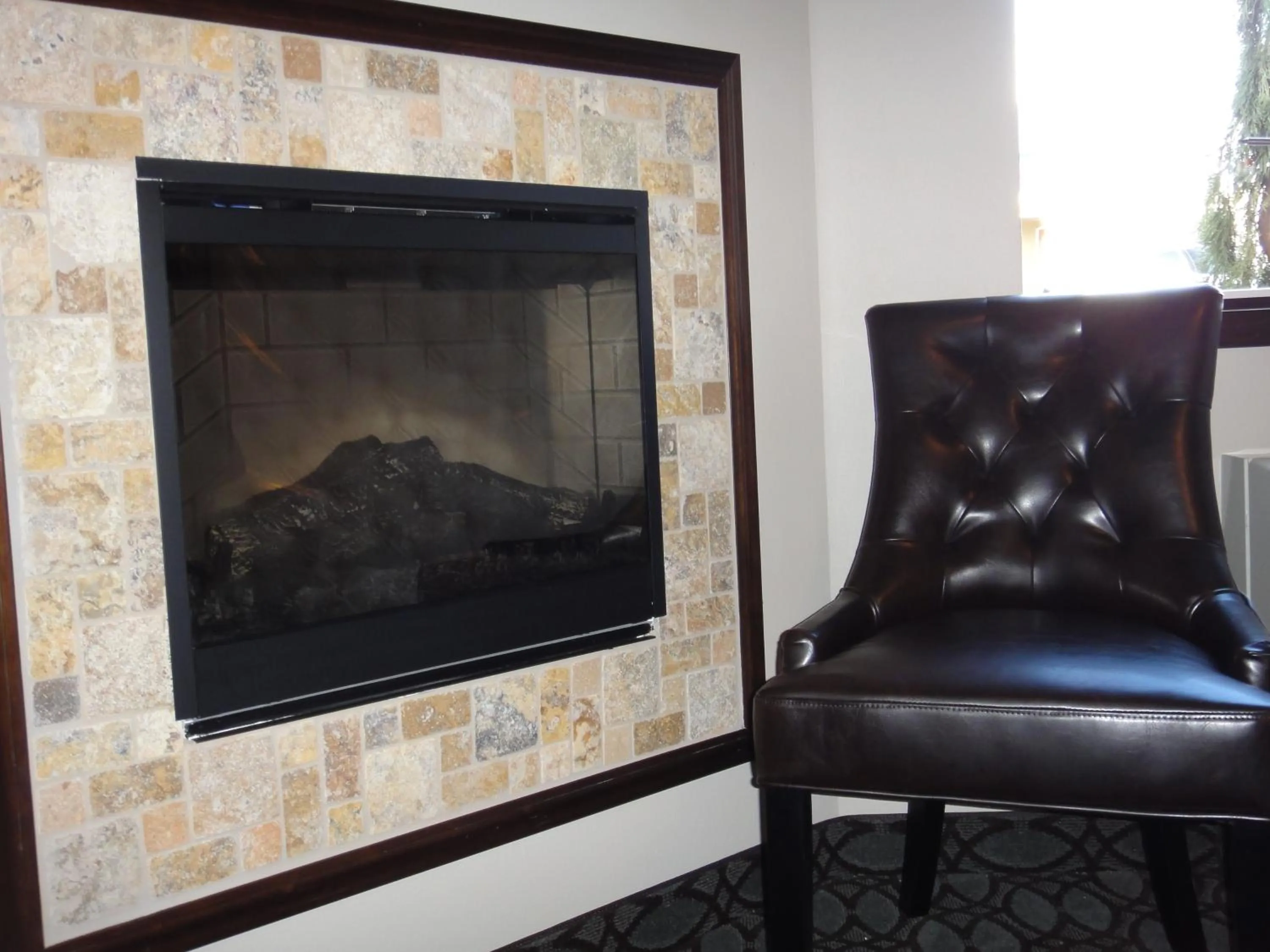 Decorative detail in Sunrise Inn