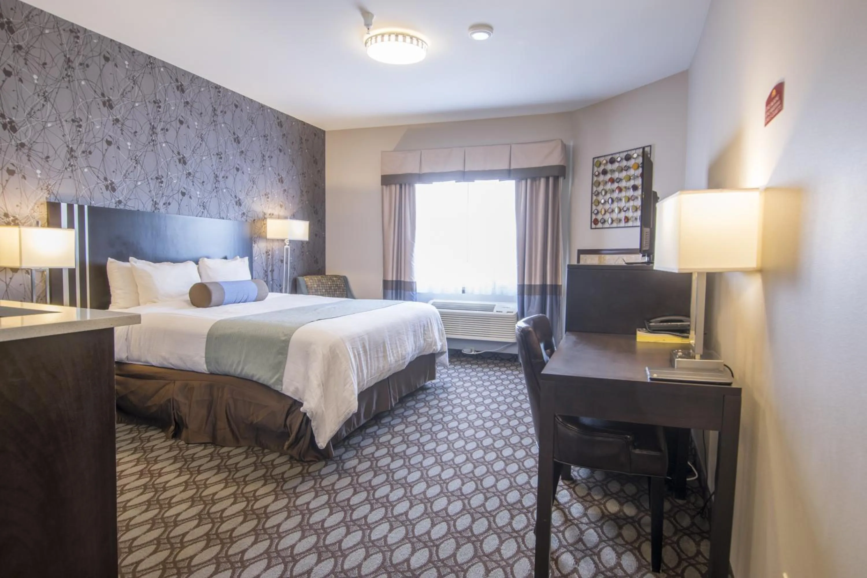 Photo of the whole room in Sunrise Inn