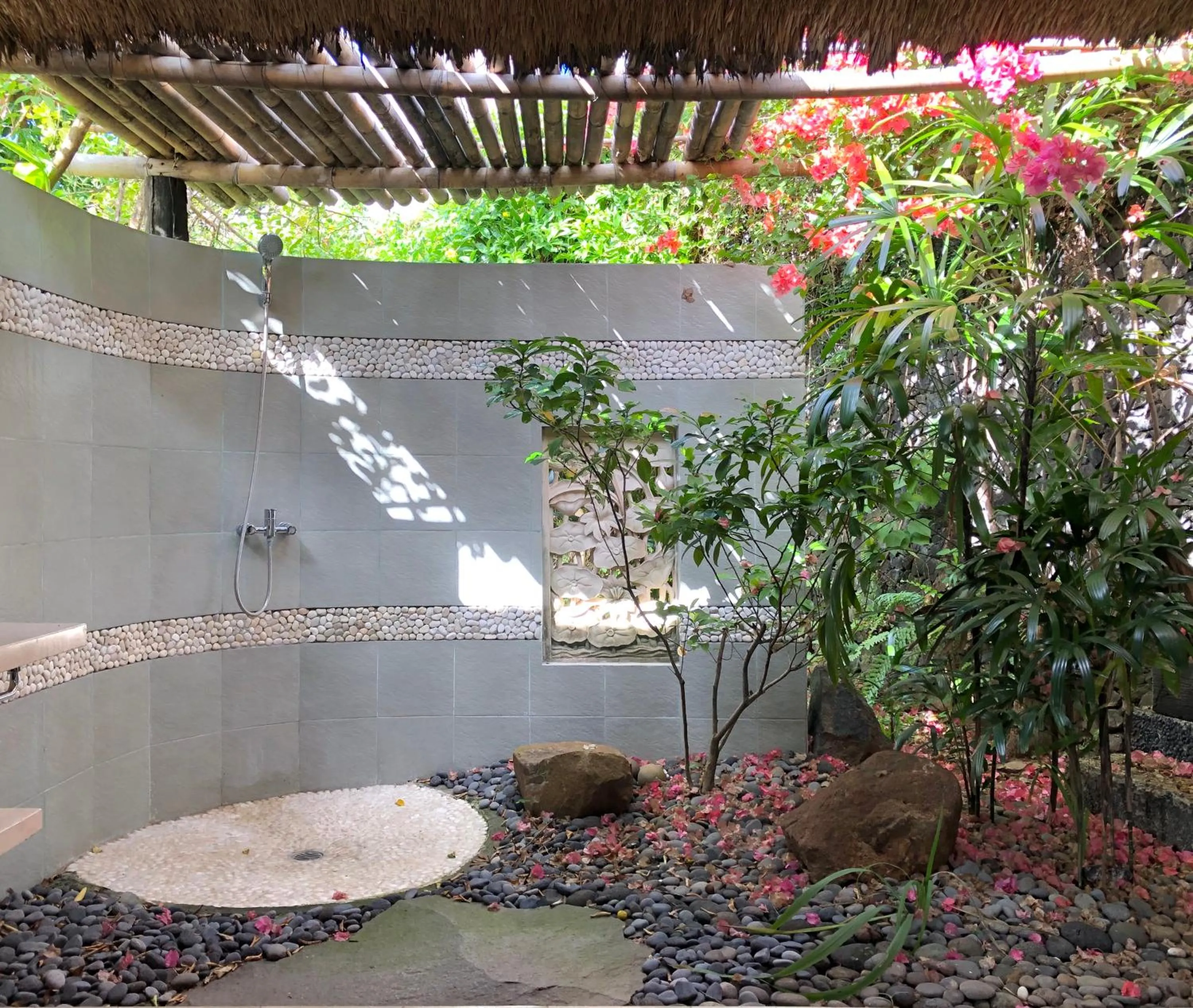 Shower in Bloo Lagoon Eco Village