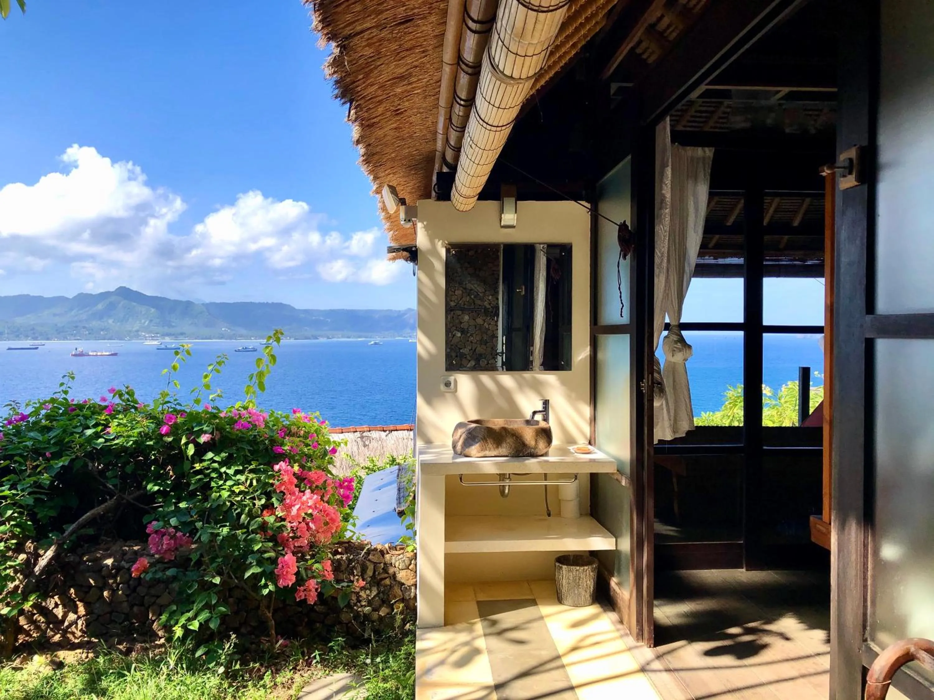 Toilet in Bloo Lagoon Eco Village