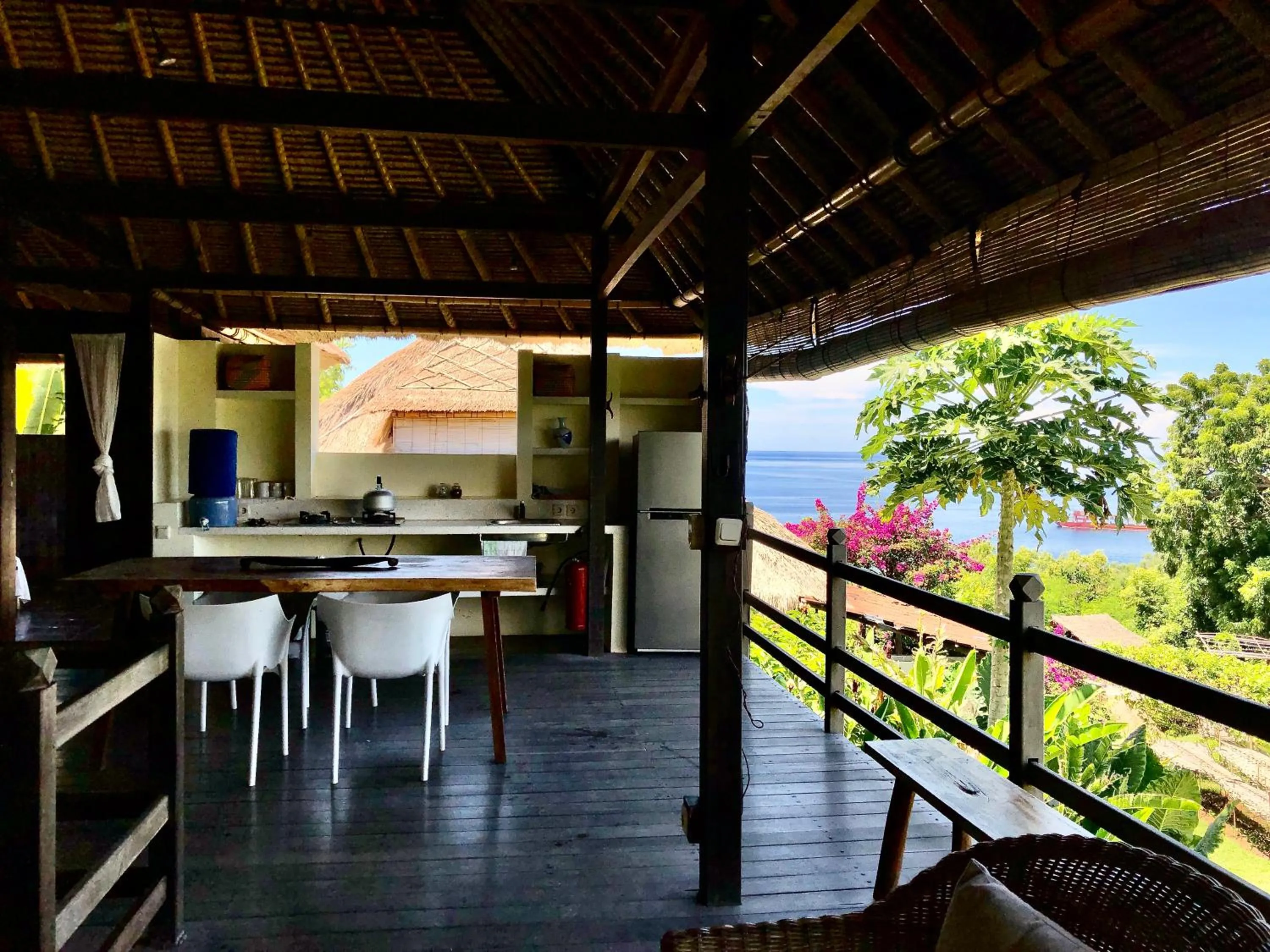 Kitchen or kitchenette in Bloo Lagoon Eco Village