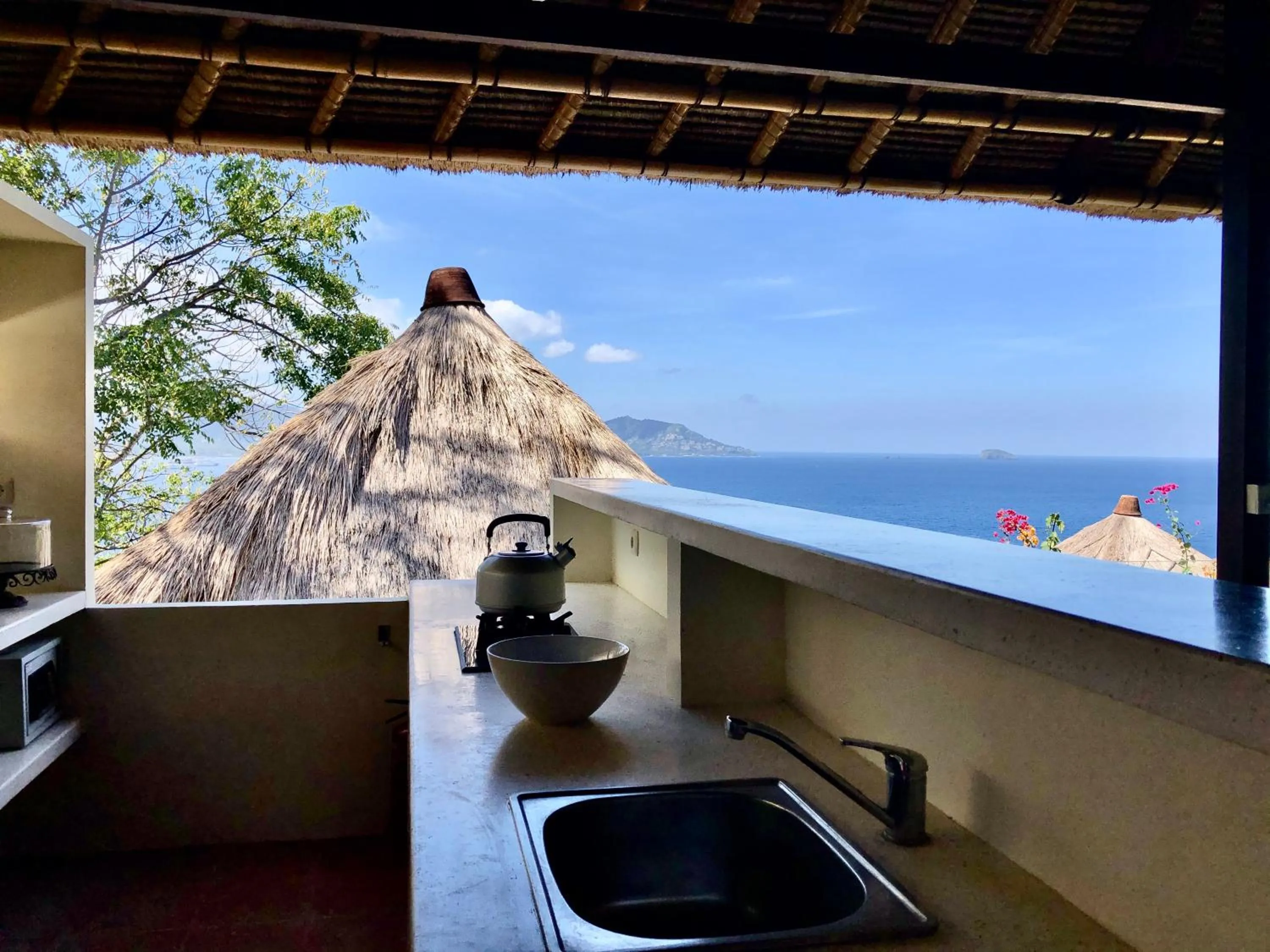 Kitchen or kitchenette in Bloo Lagoon Eco Village