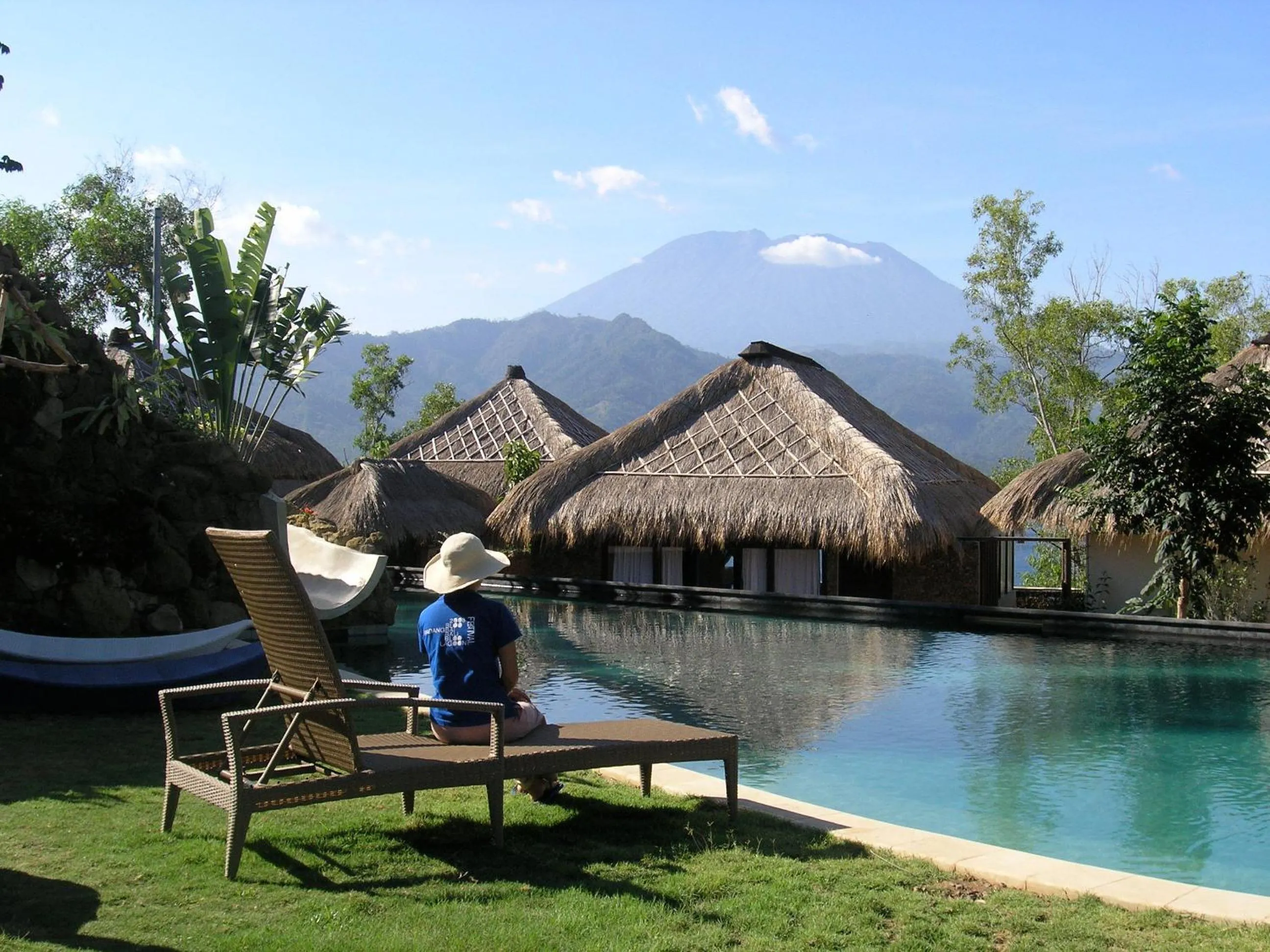 Facade/entrance in Bloo Lagoon Eco Village