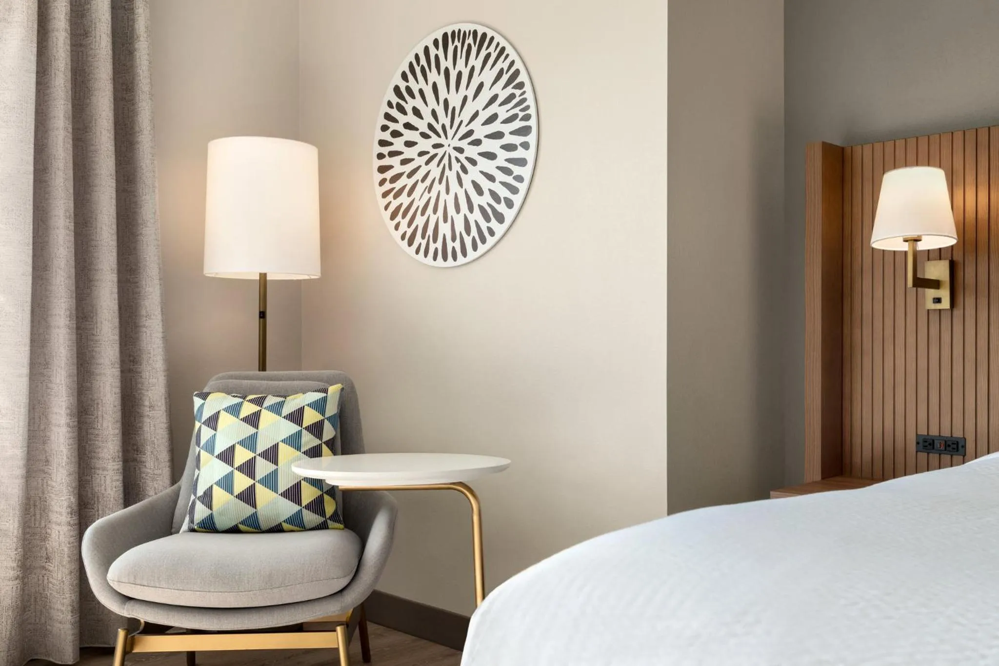 Photo of the whole room, Bed in Holiday Inn Birmingham - Hoover by IHG