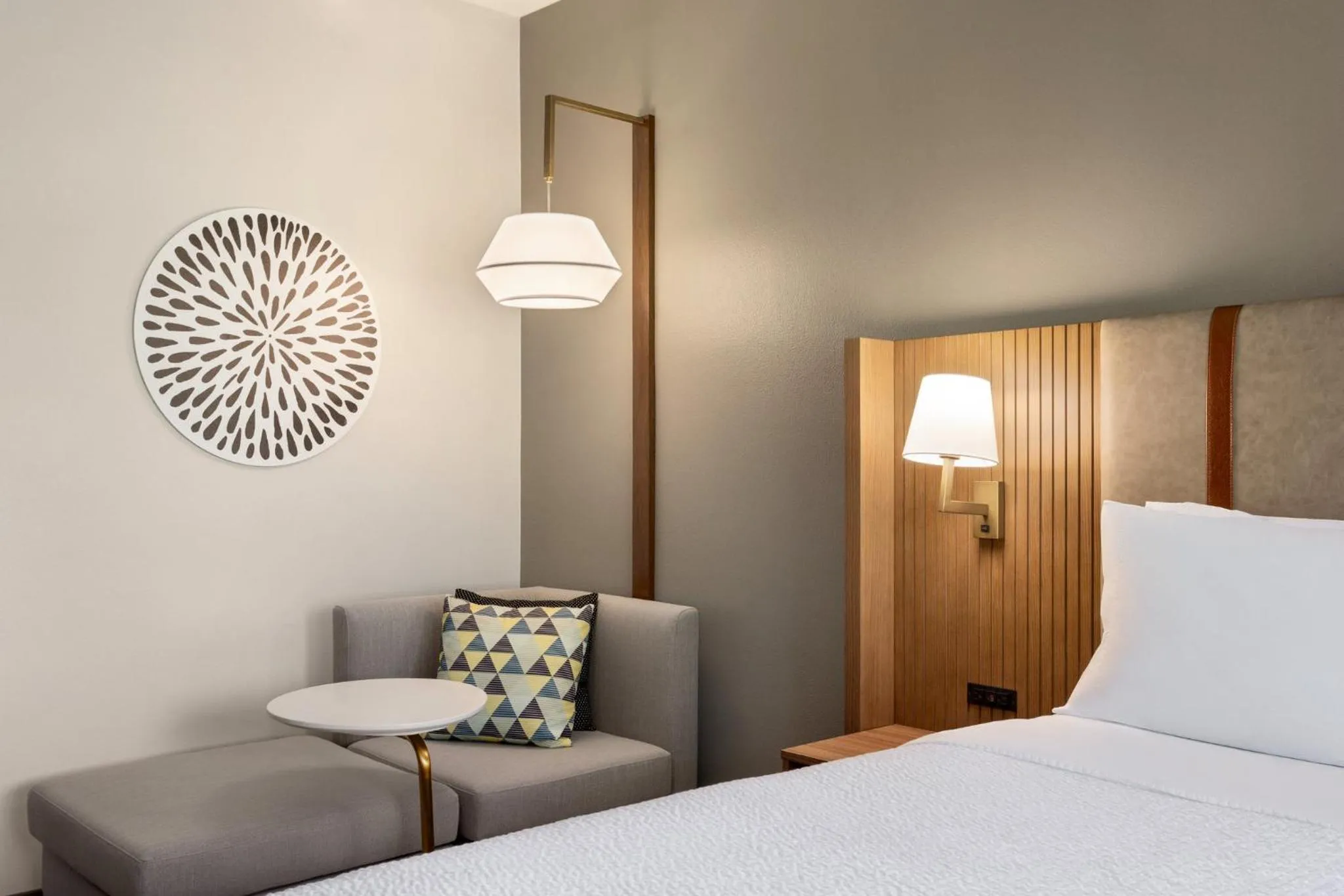 Photo of the whole room, Bed in Holiday Inn Birmingham - Hoover by IHG