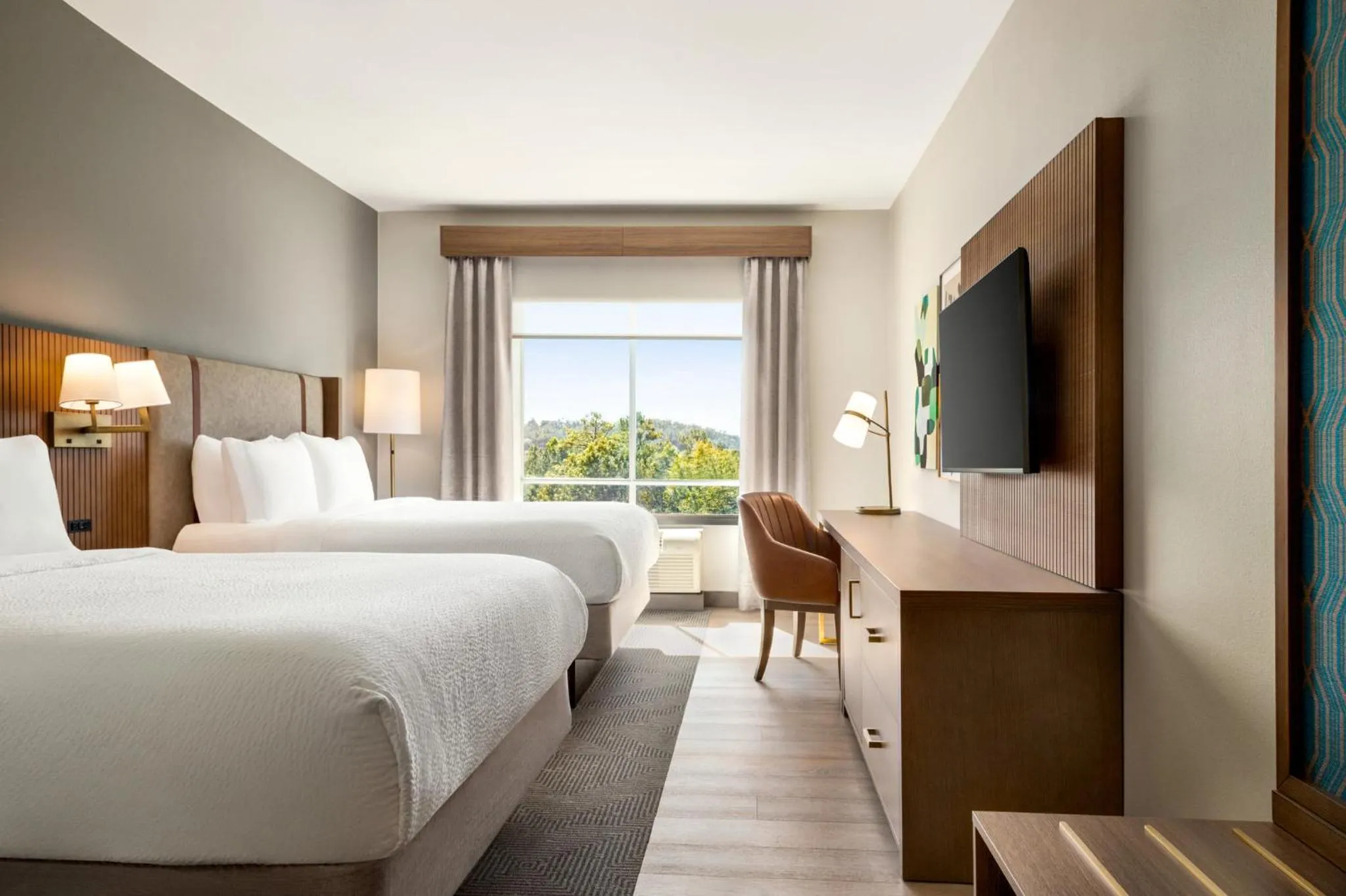 Photo of the whole room, Bed in Holiday Inn Birmingham - Hoover by IHG