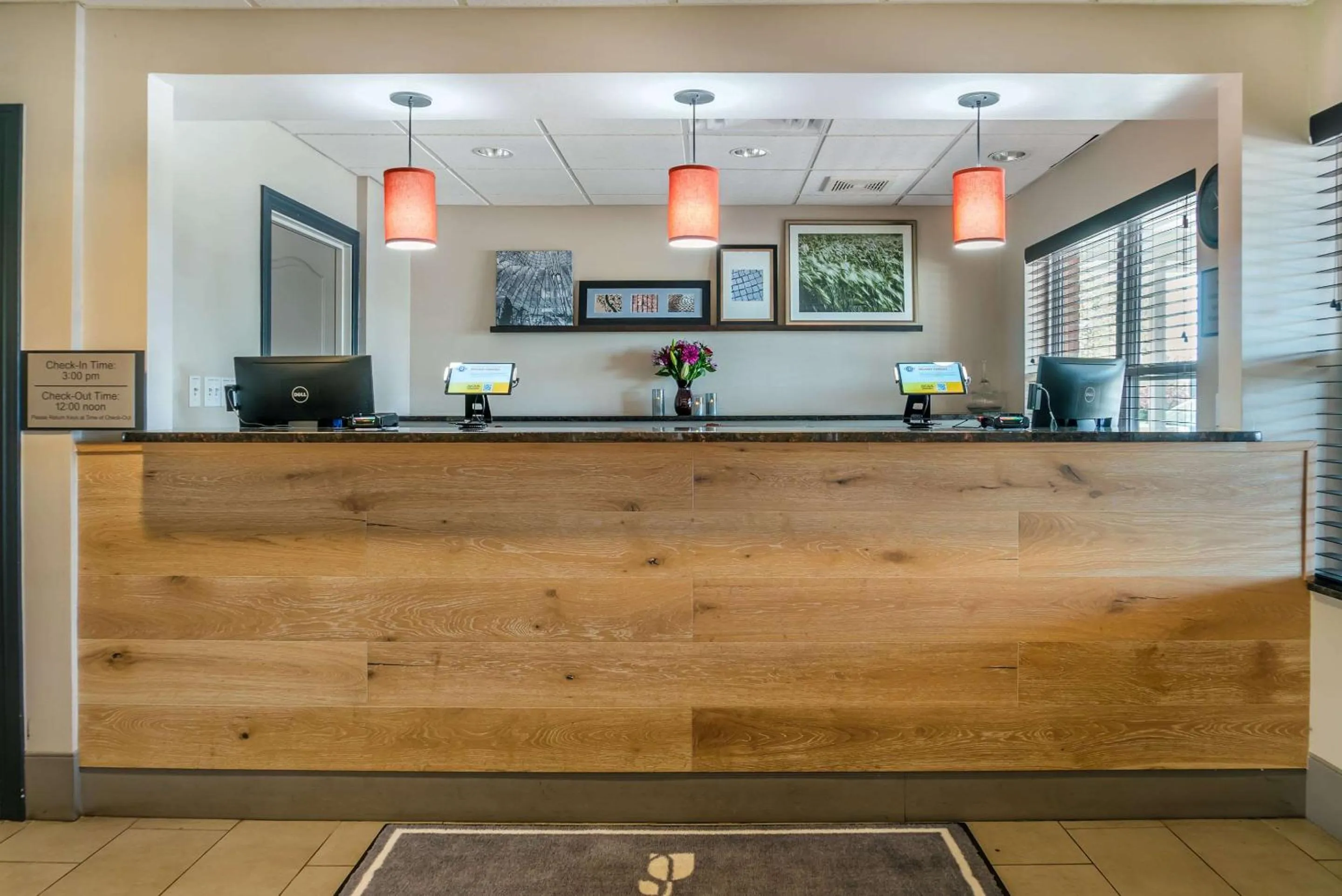 Lobby or reception in Country Inn & Suites by Radisson, Rossford - Toledo South