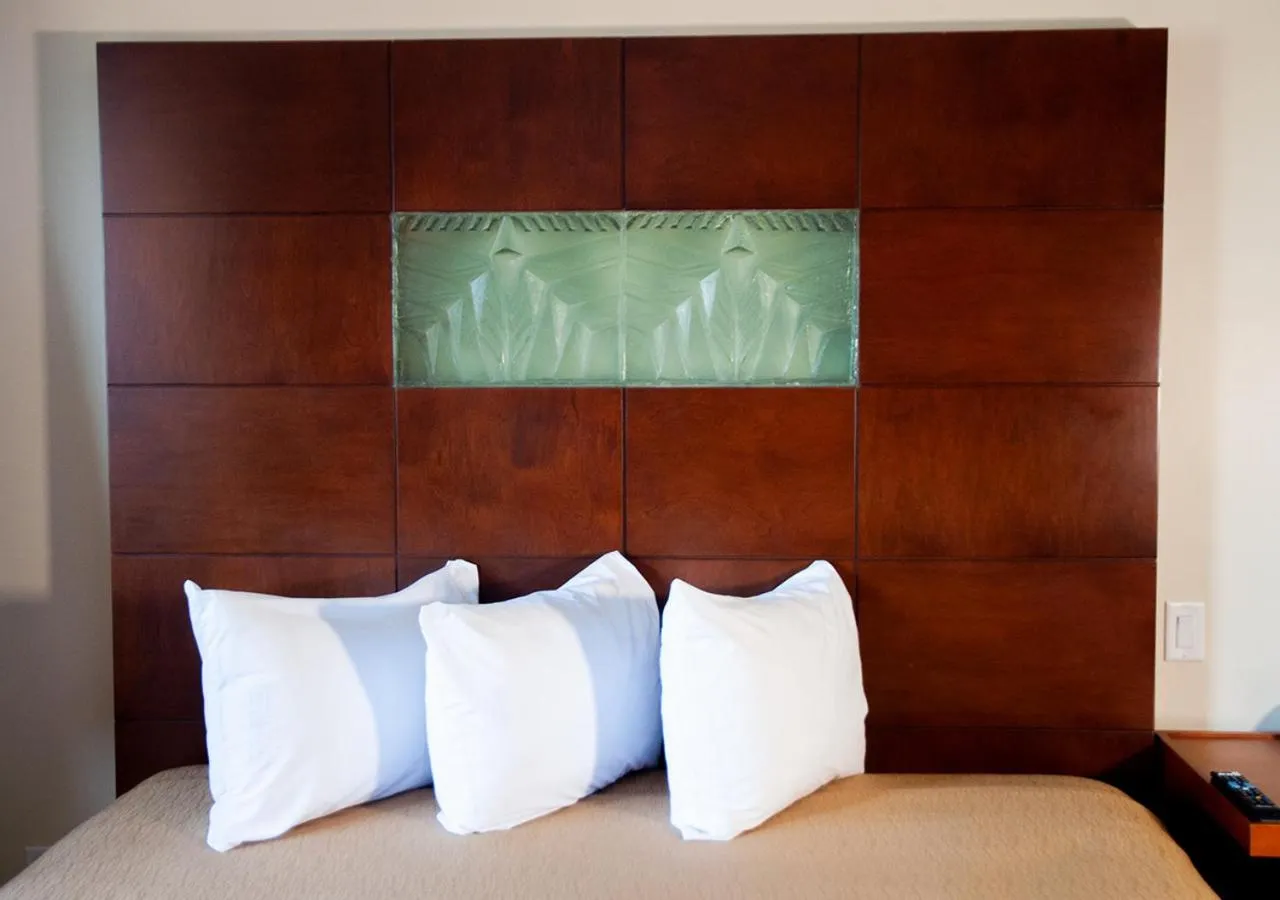 Bed in Del Mar Inn Rosarito