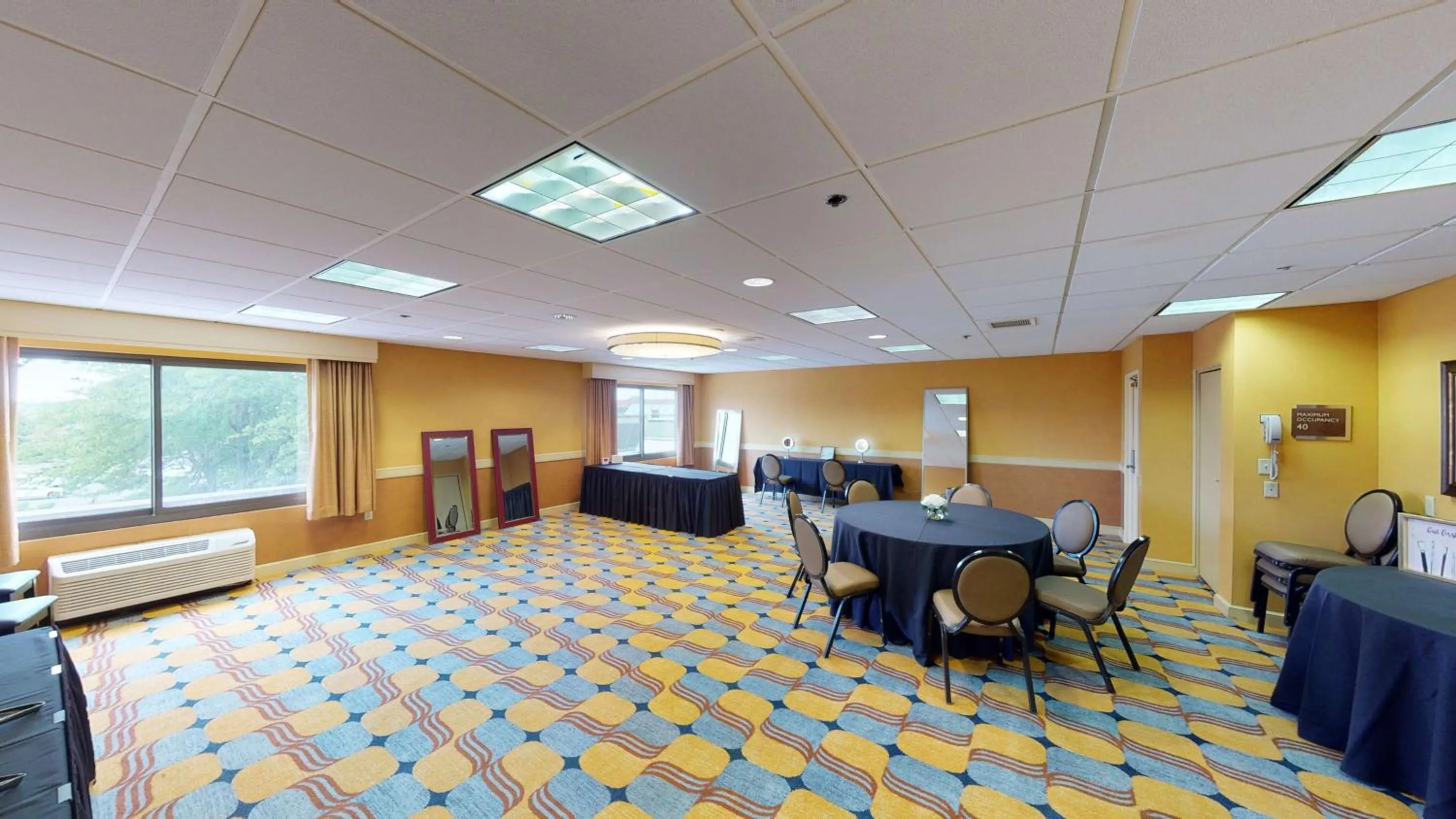 Meeting/conference room in DoubleTree Boston North Shore Danvers