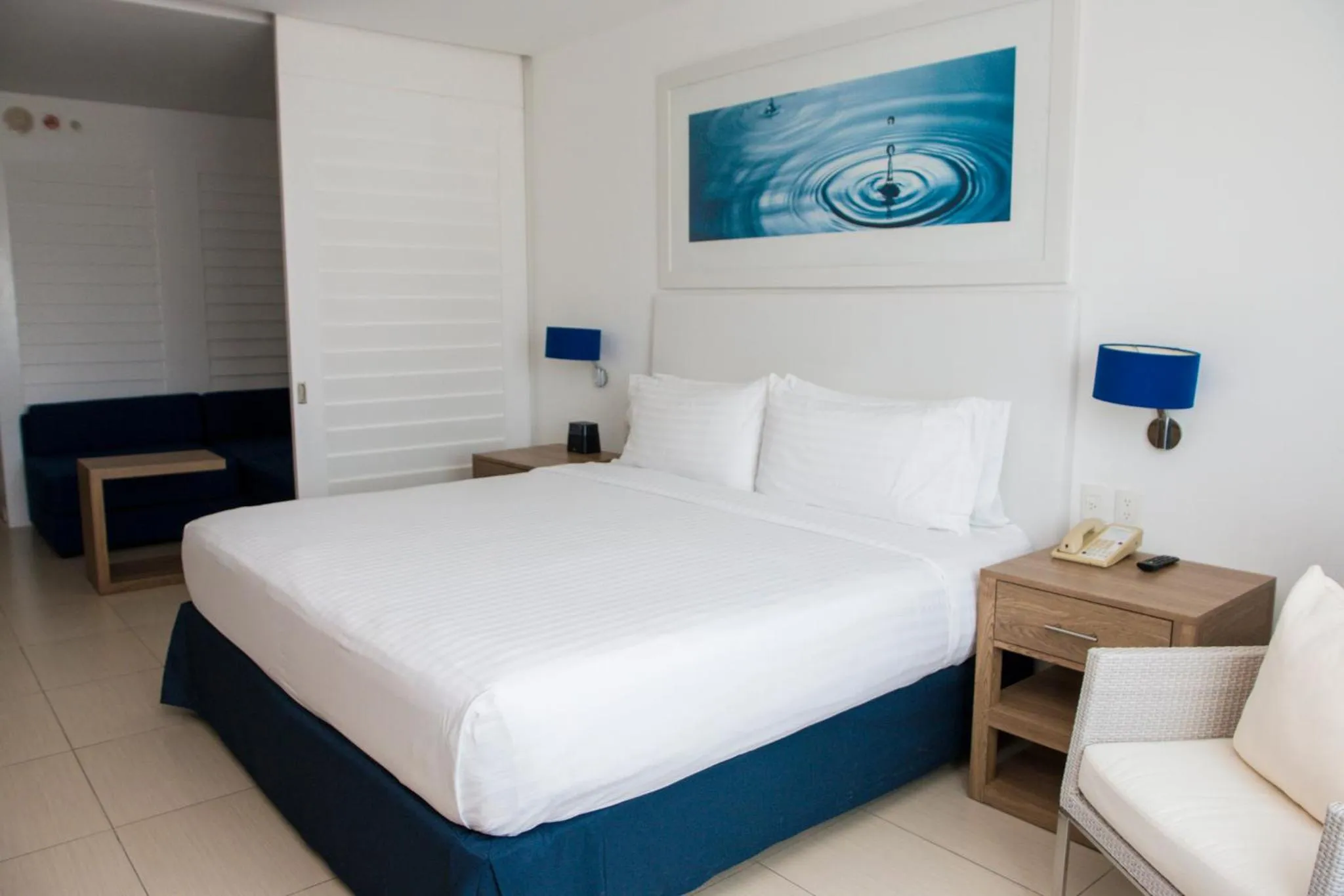 Photo of the whole room, Bed in Holiday Inn Acapulco La Isla by IHG
