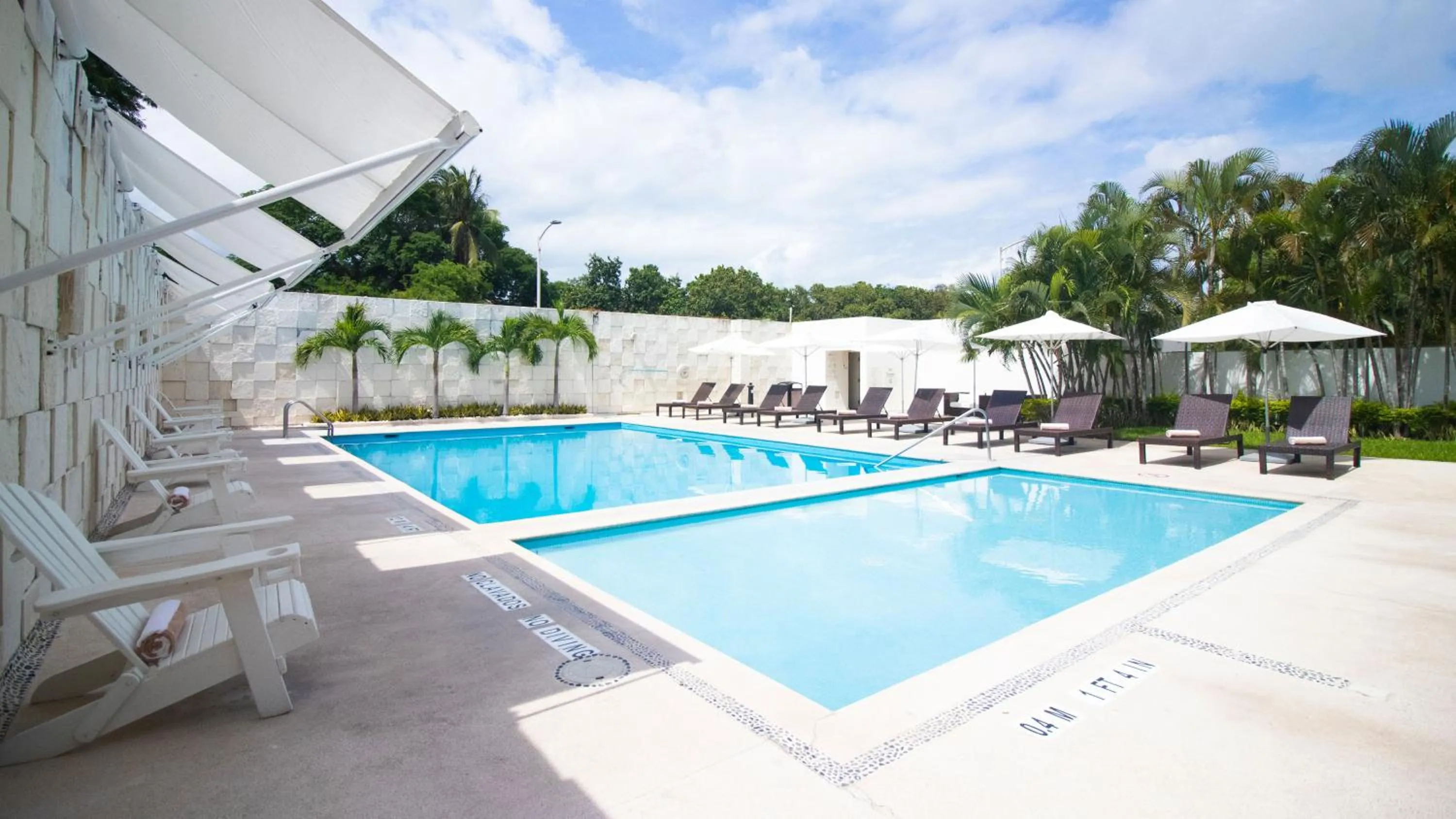 Swimming pool in Holiday Inn Acapulco La Isla by IHG