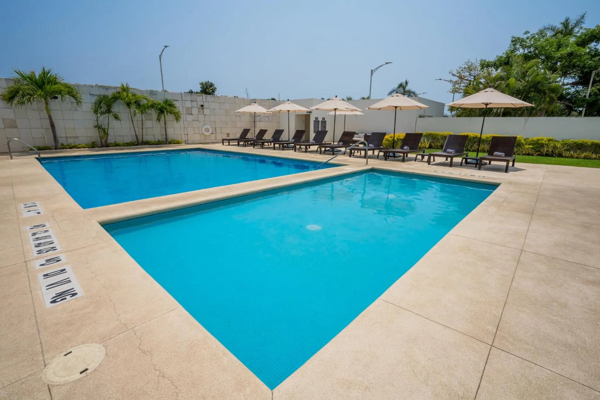 Swimming pool in Holiday Inn Acapulco La Isla by IHG