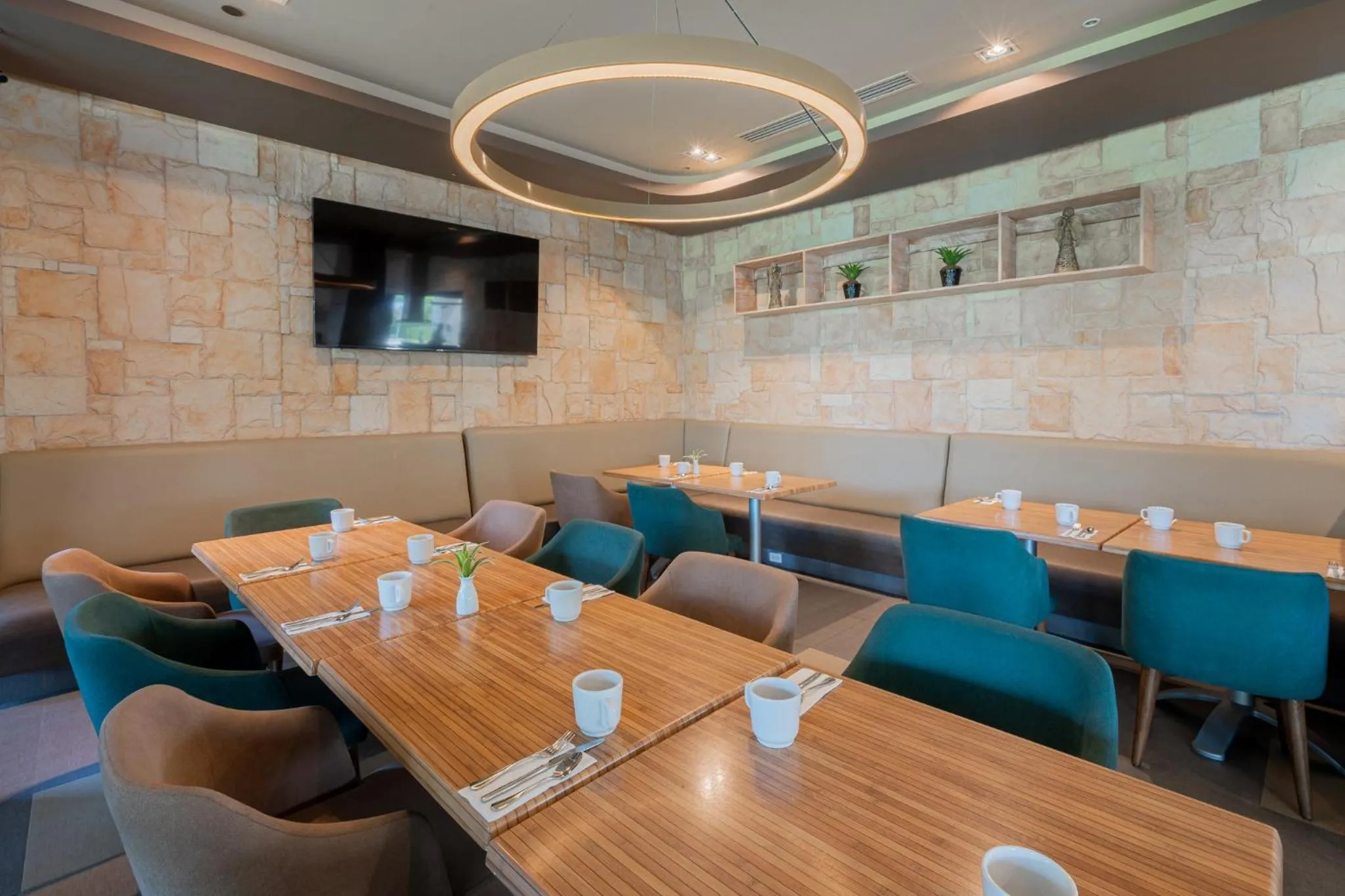 Restaurant/places to eat in Holiday Inn Acapulco La Isla by IHG