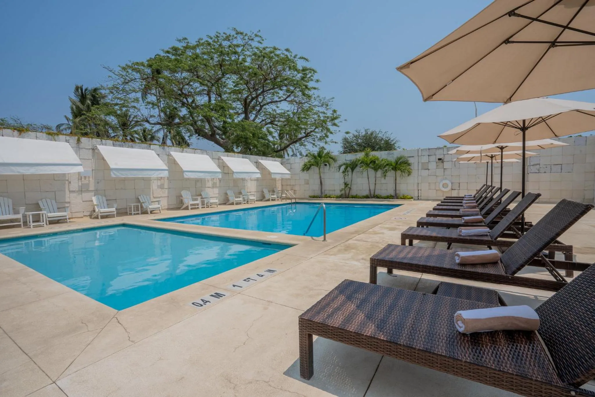 Swimming pool in Holiday Inn Acapulco La Isla by IHG