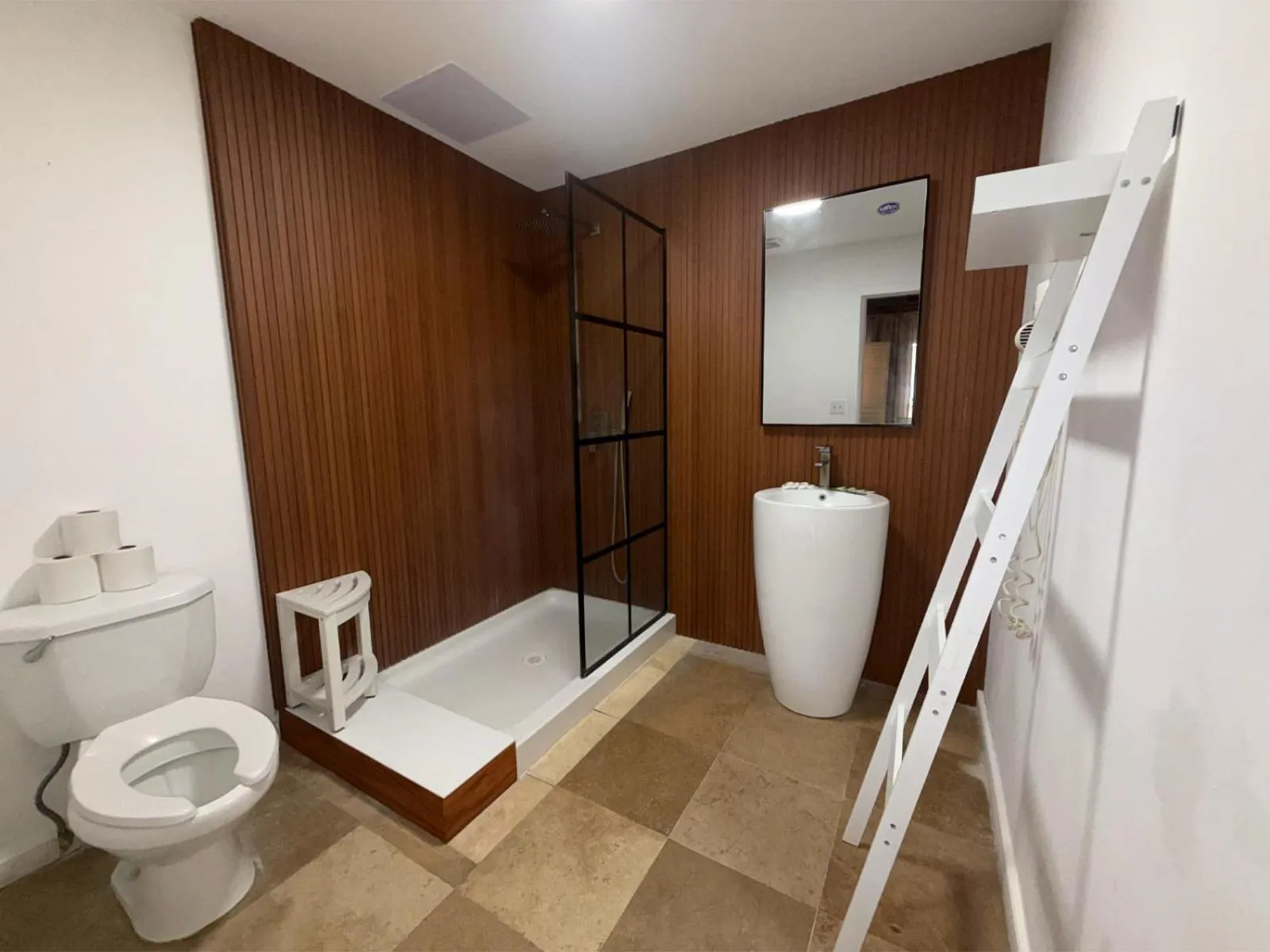 Bathroom in Hotel Henry Morgan All Inclusive