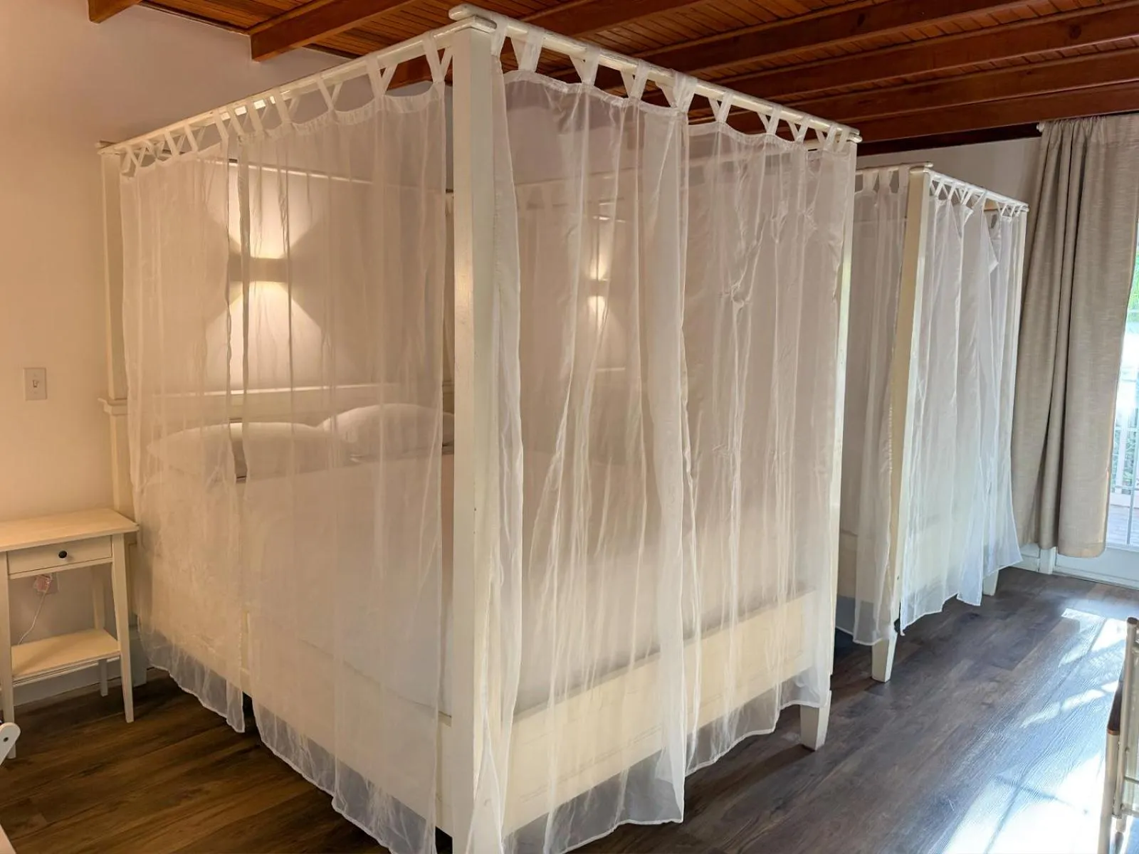 Bedroom, Bed in Hotel Henry Morgan All Inclusive