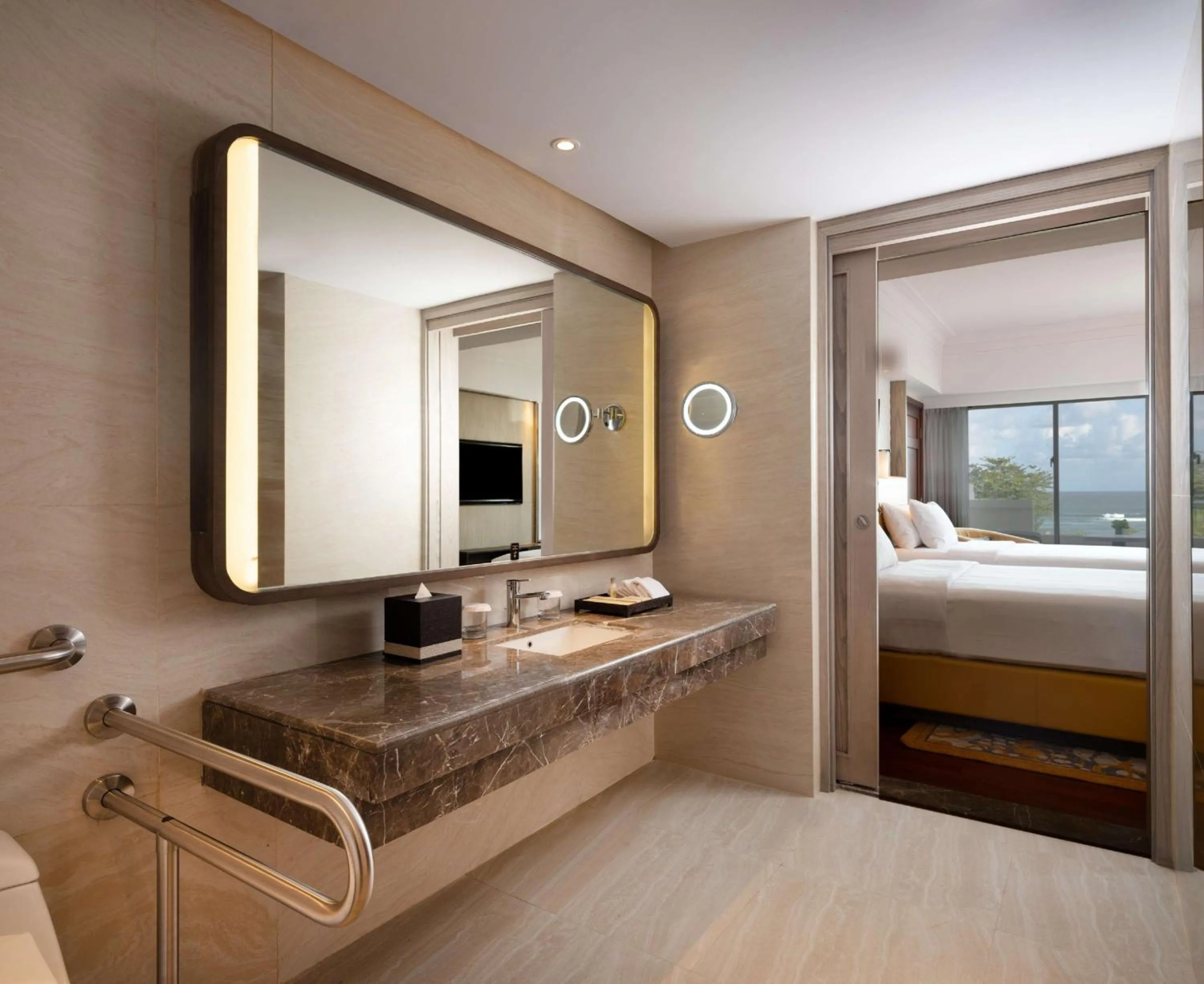 Bathroom, Bed in Hilton Bali Resort