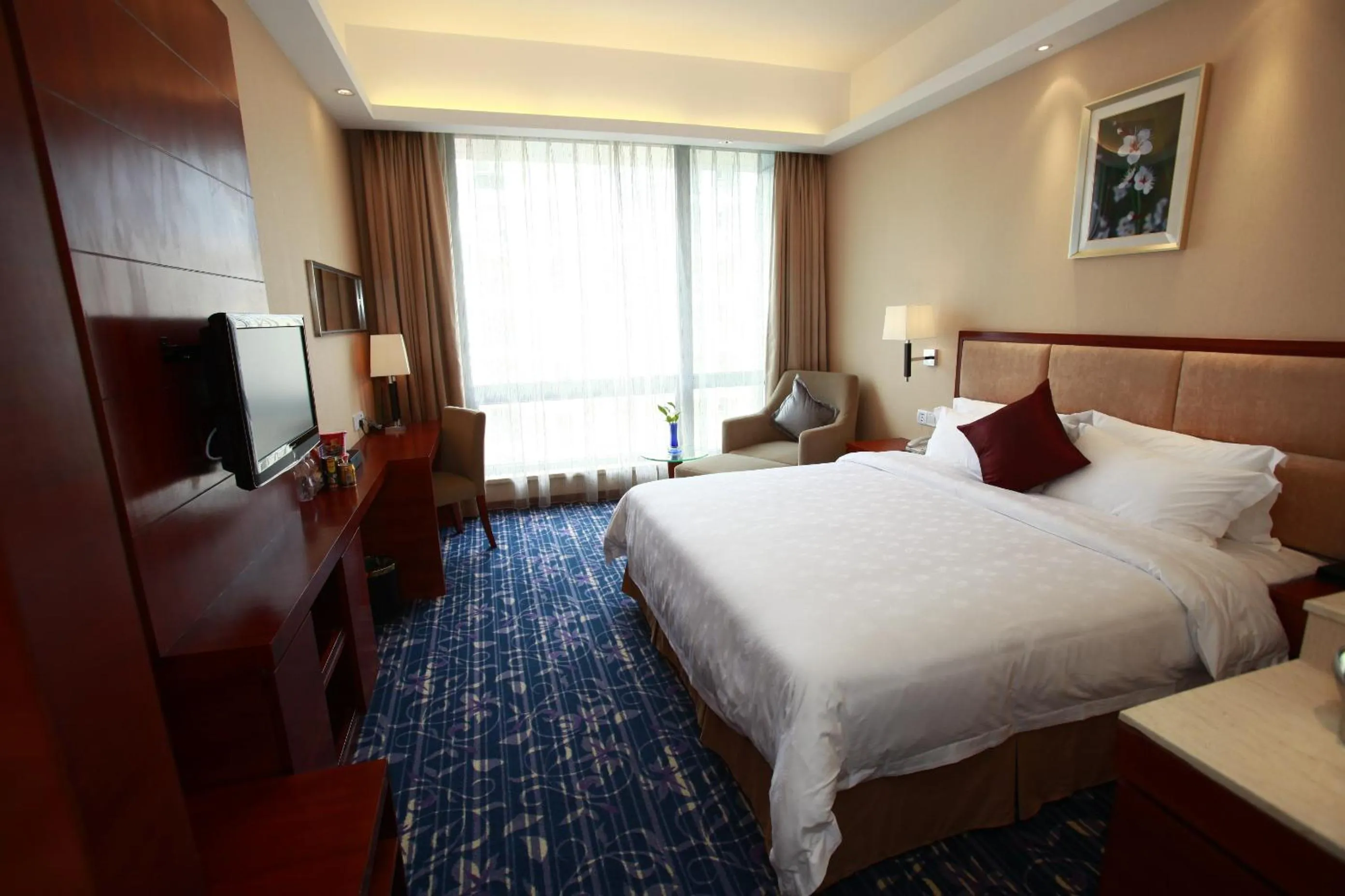 Bedroom, Bed in Sentosa Hotel Shenzhen Majialong Branch