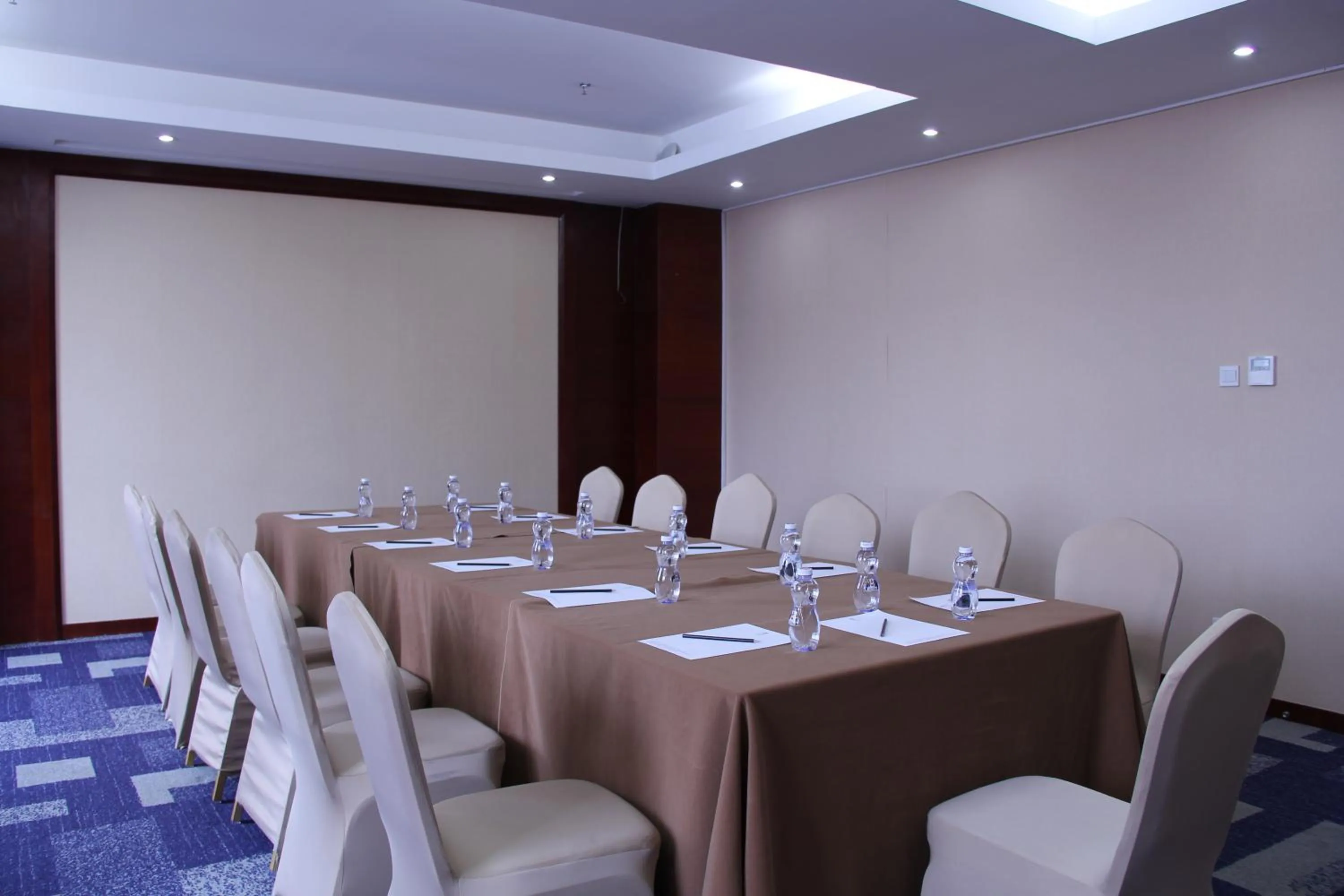 Business facilities in Sentosa Hotel Shenzhen Majialong Branch