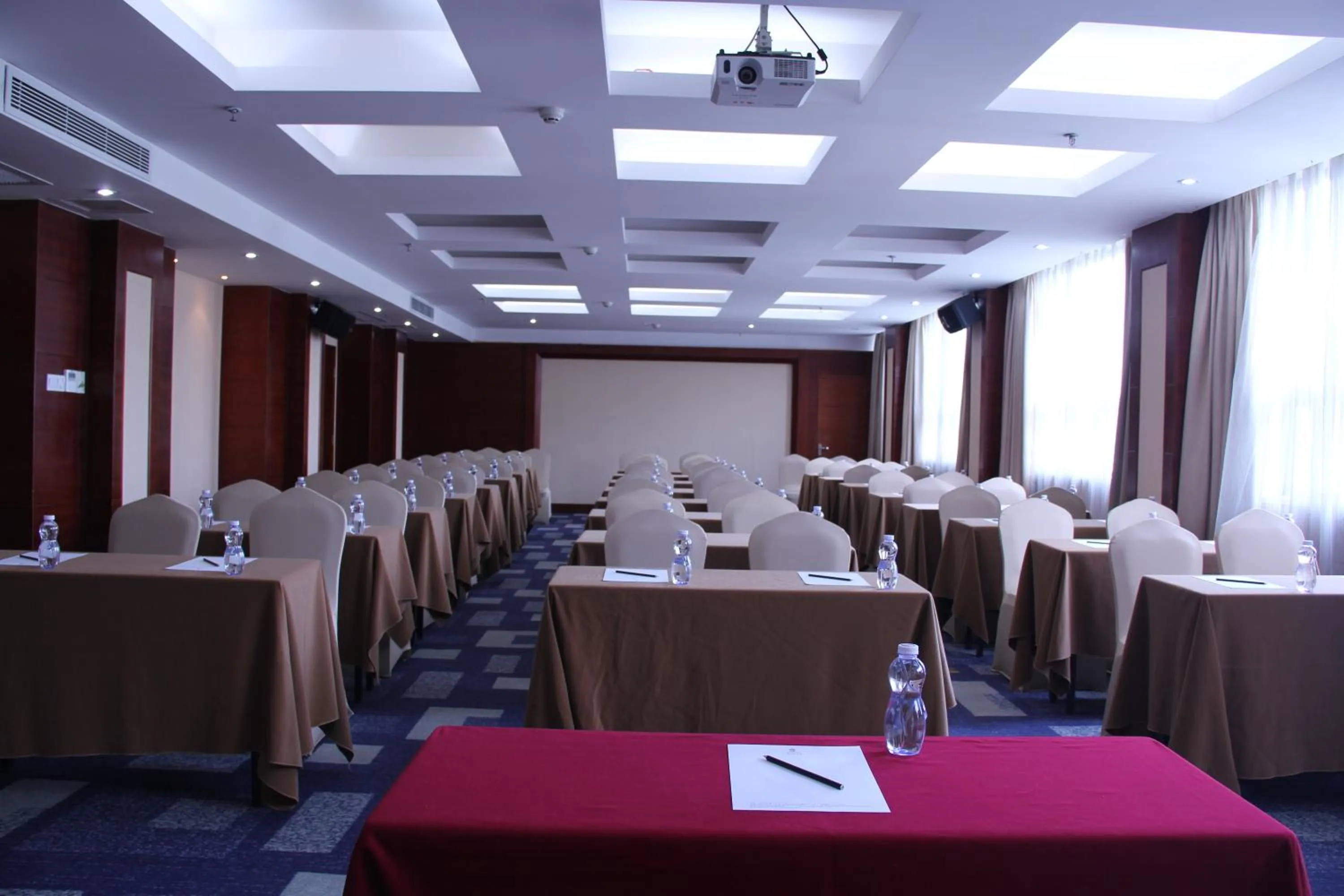 Business facilities in Sentosa Hotel Shenzhen Majialong Branch