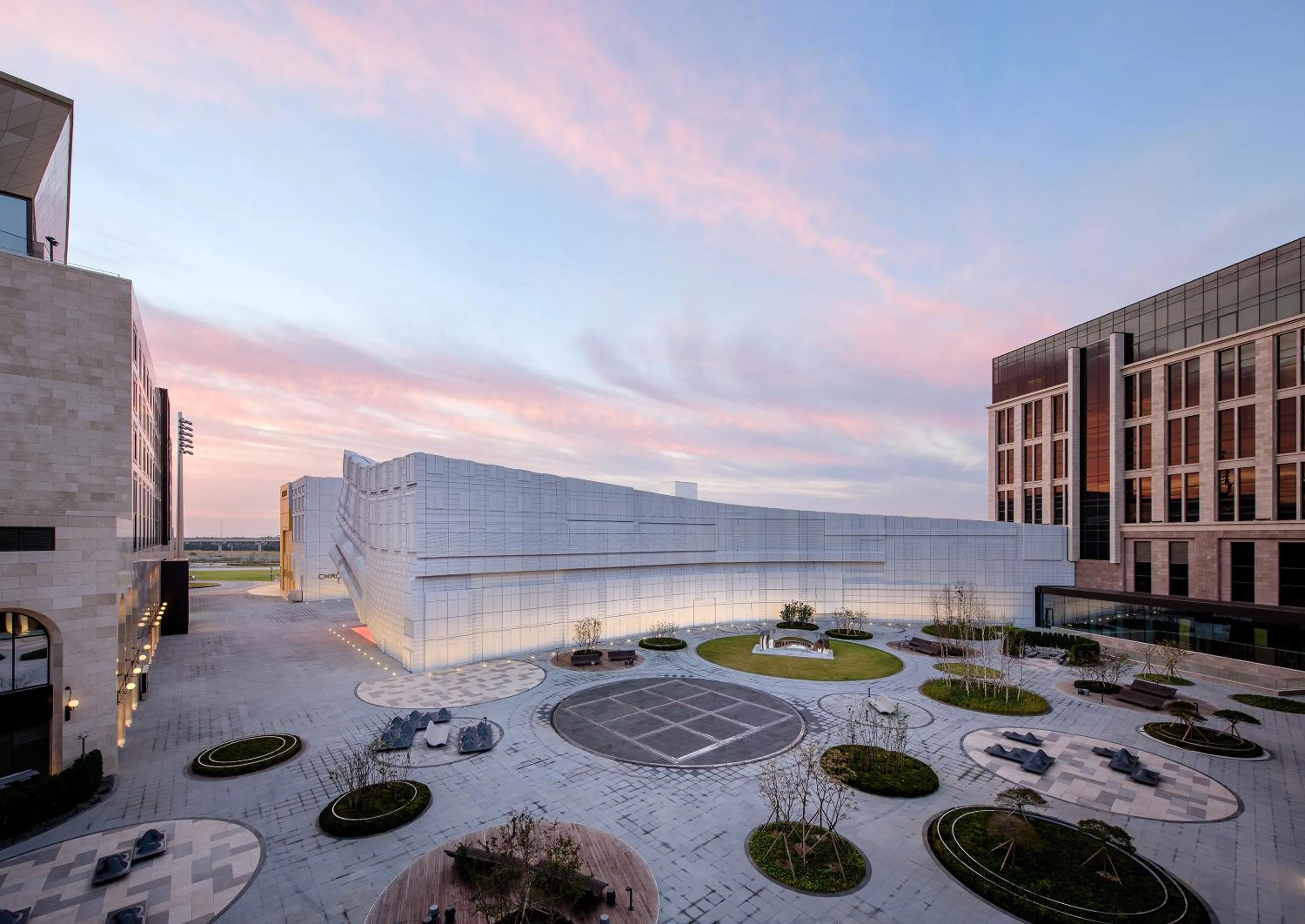 Neighbourhood in Art Paradiso, Paradise City