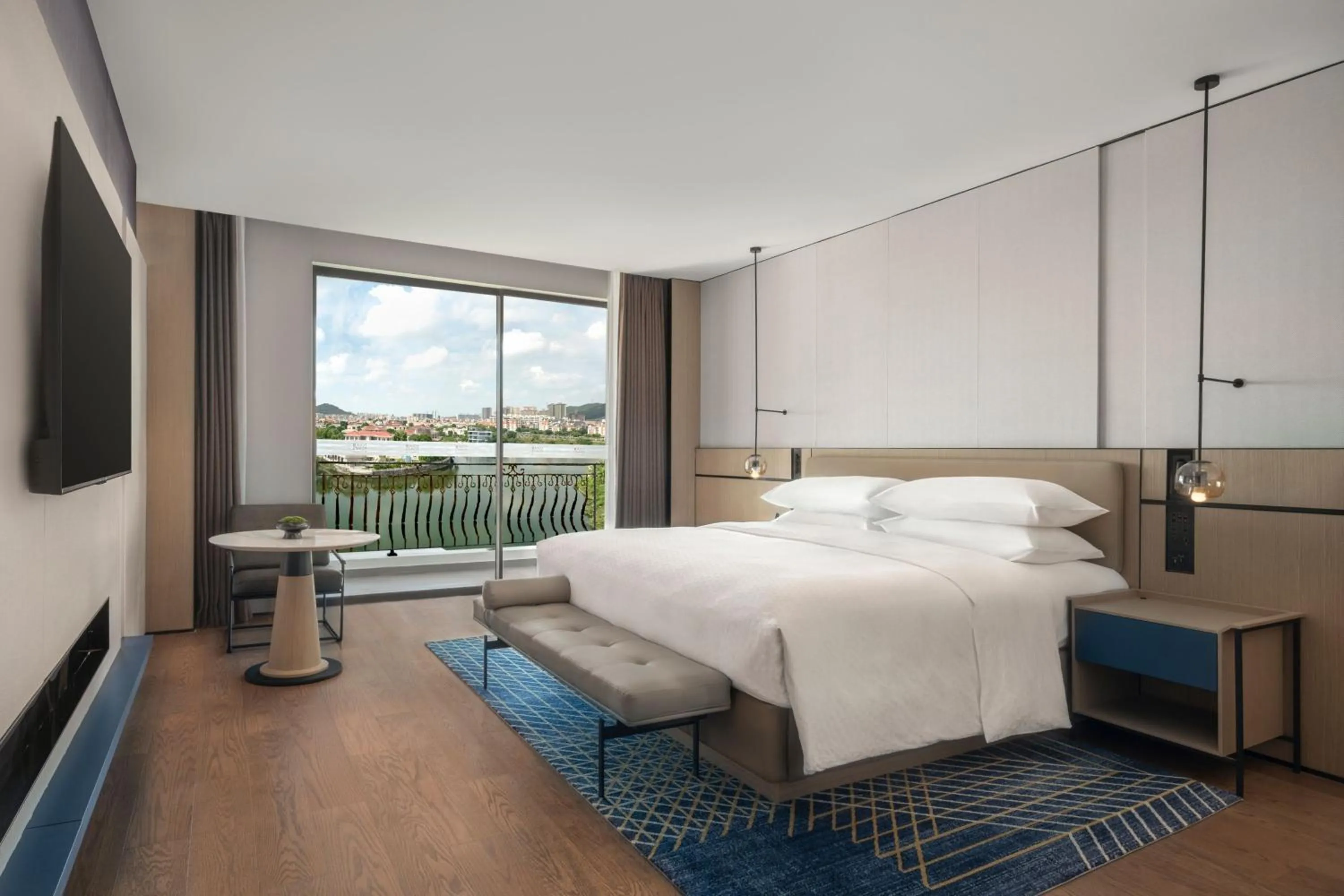 Bedroom, Bed in Four Points by Sheraton Yangjiang City Center
