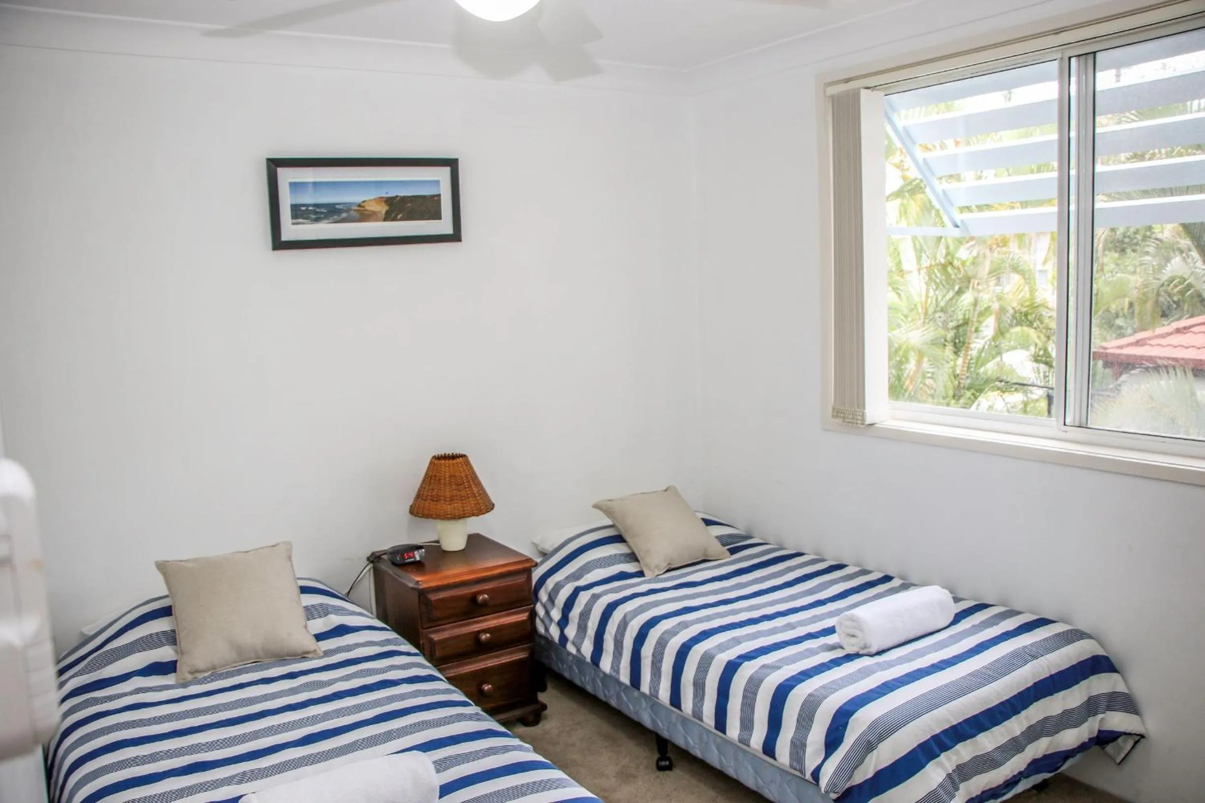 Bedroom, Bed in Surfers Beach Holiday Apartments
