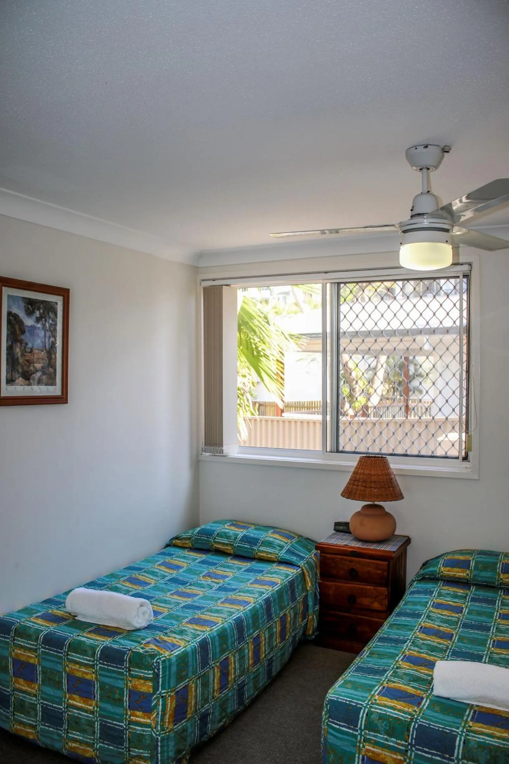 Photo of the whole room, Bed in Surfers Beach Holiday Apartments