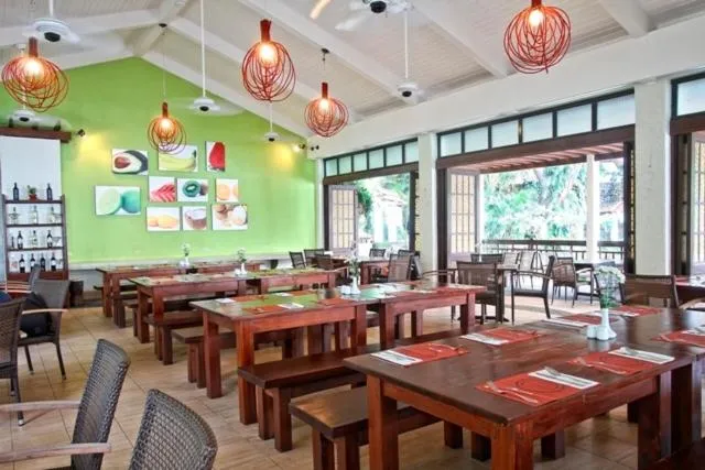Restaurant/places to eat in Club Punta Fuego