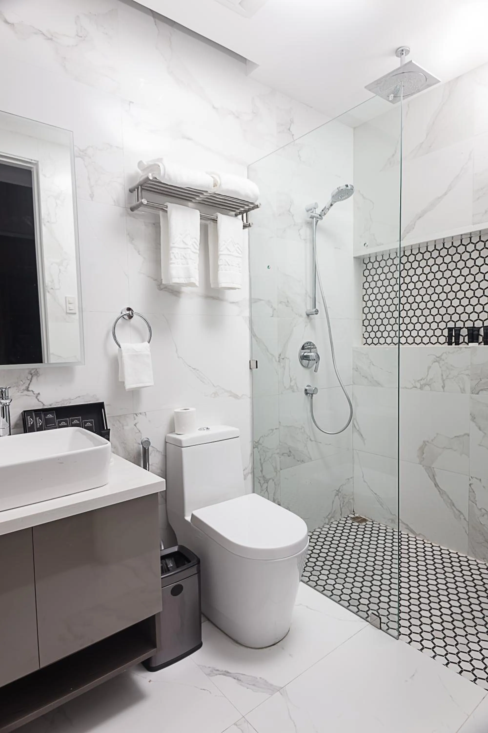 Shower in Stonehill Suites