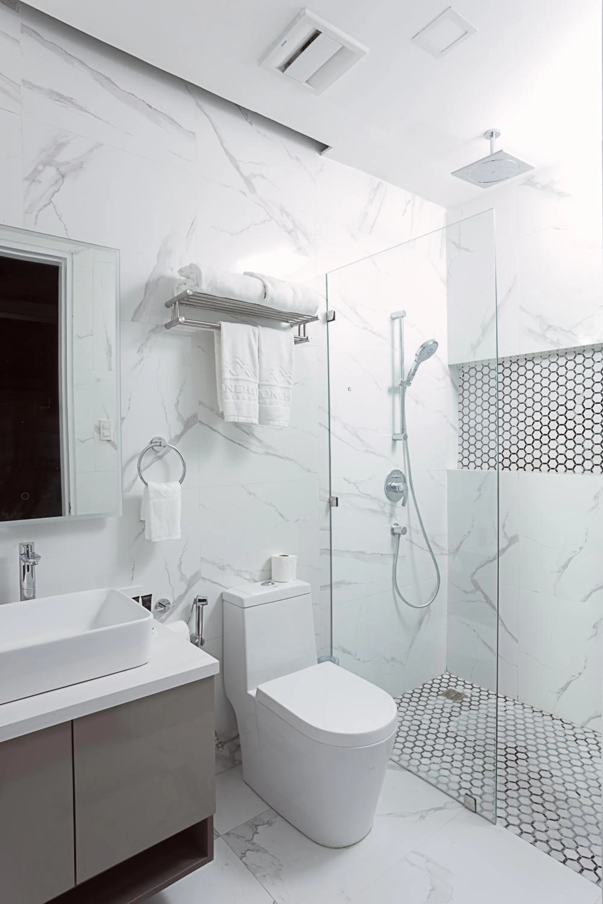 Shower in Stonehill Suites