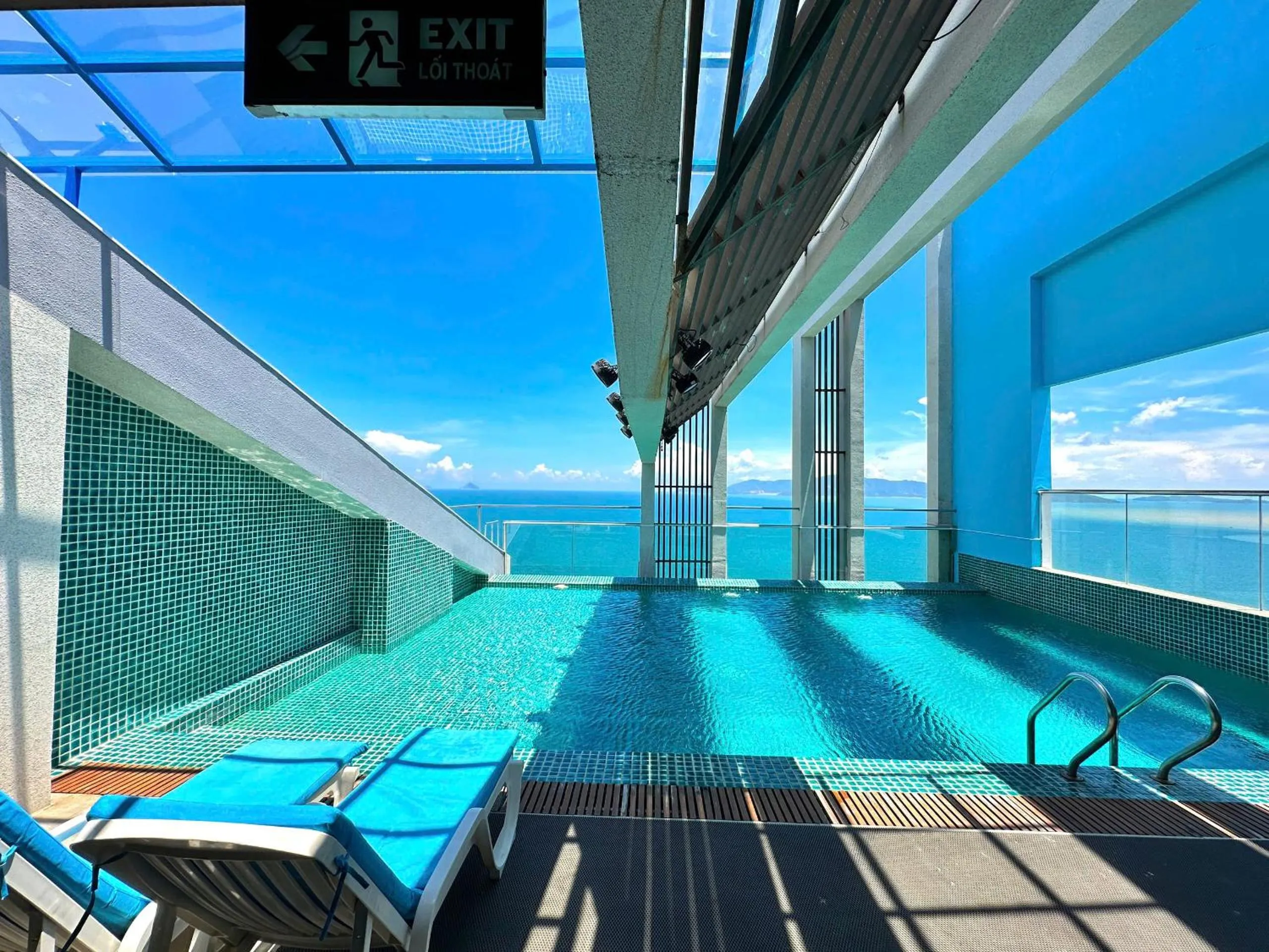 Pool view in Joy Trip Hotel & Spa Nha Trang
