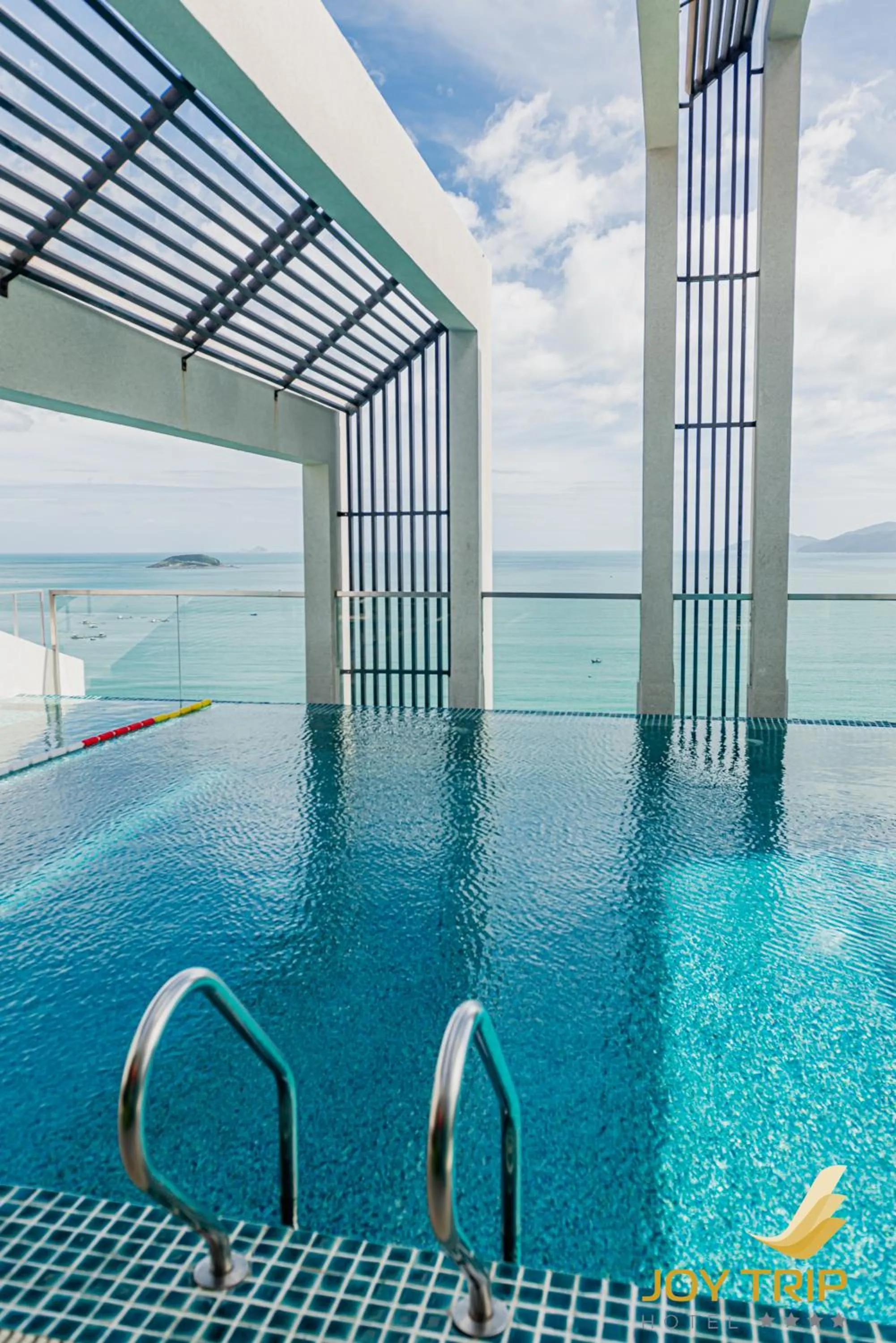 Swimming pool in Joy Trip Hotel & Spa Nha Trang