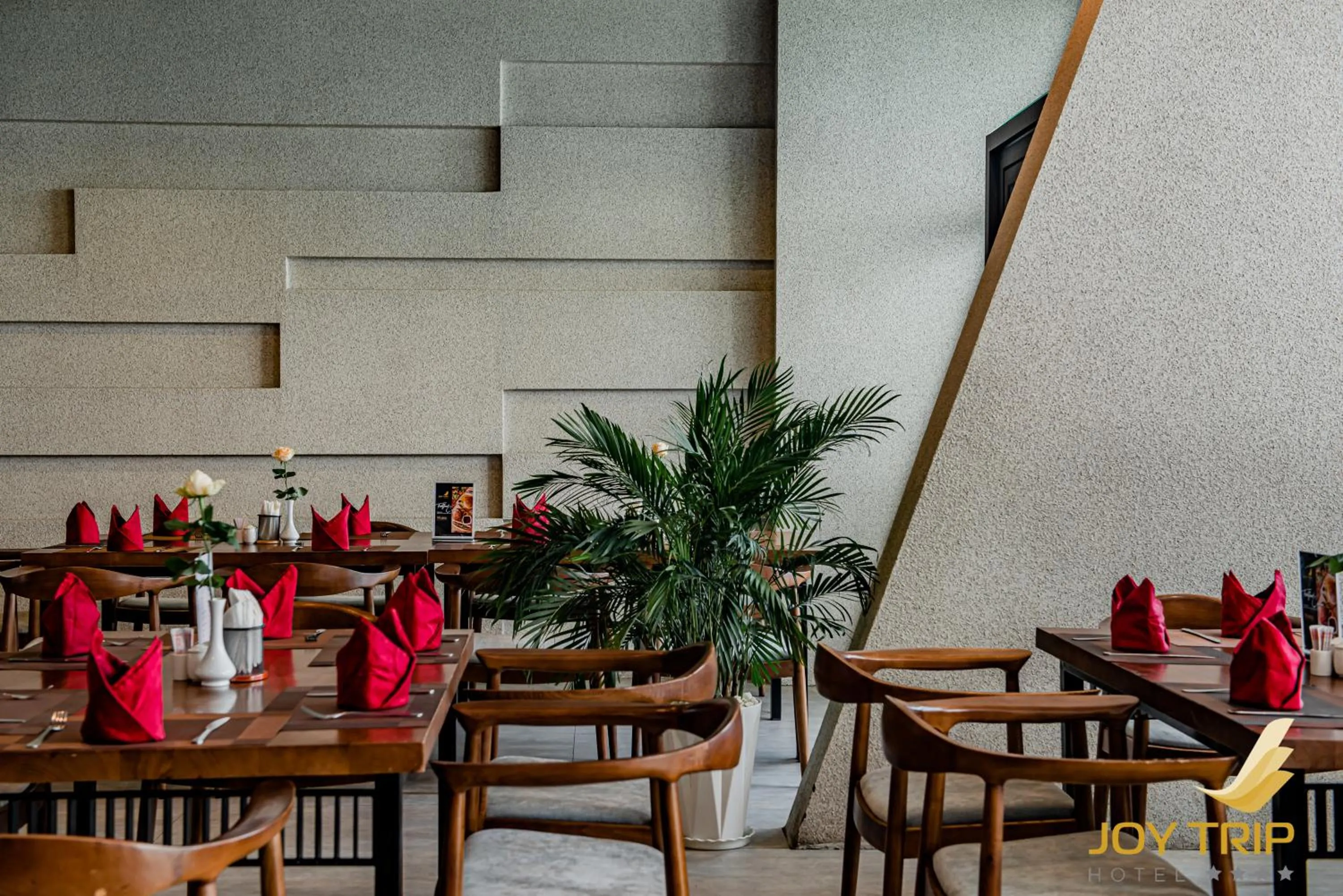 Restaurant/places to eat in Joy Trip Hotel & Spa Nha Trang