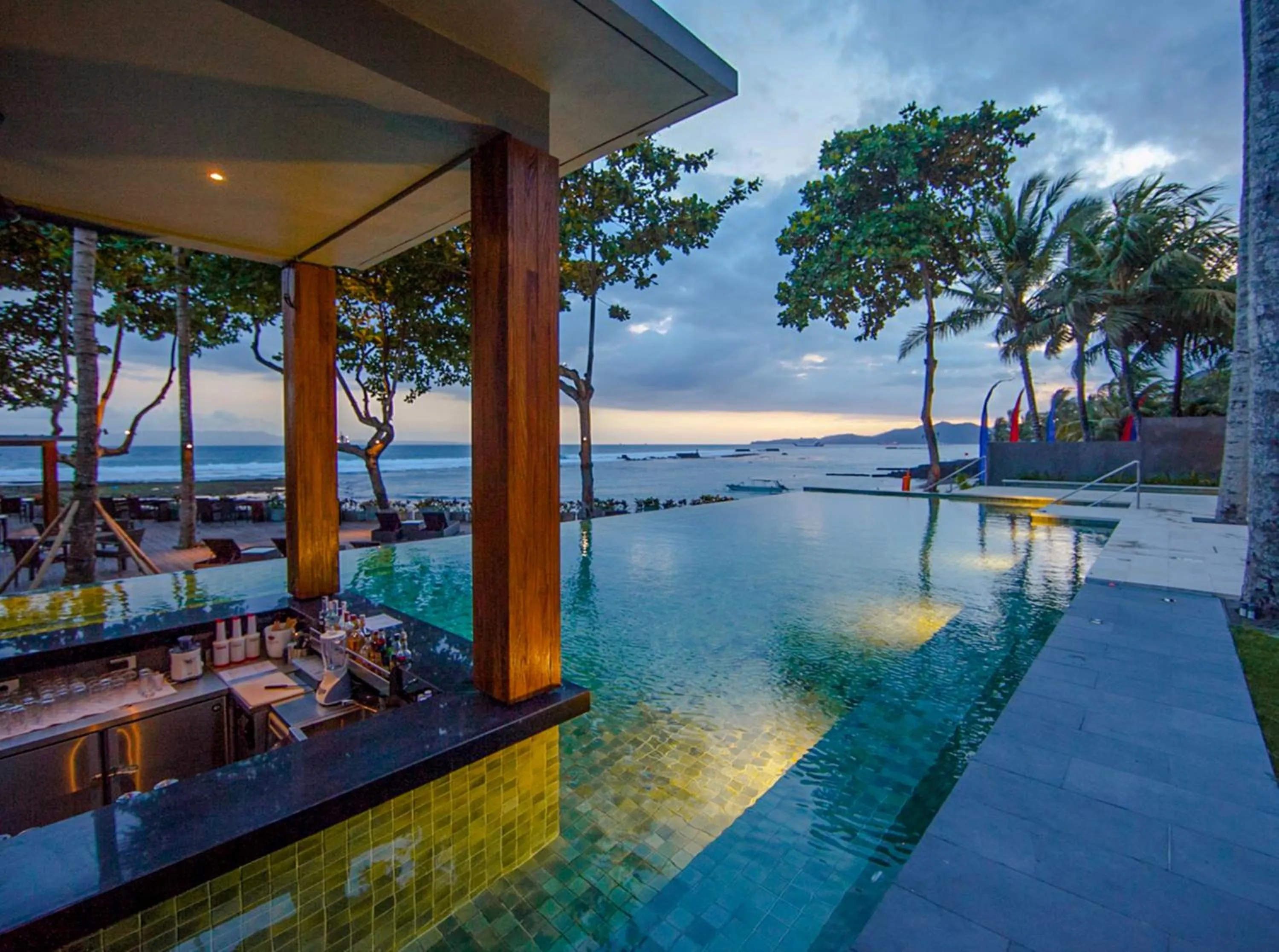 Lounge or bar in Candi Beach Resort & Spa