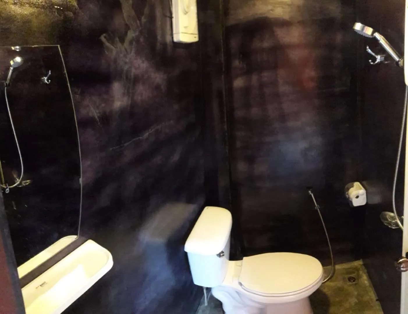 Bathroom in All in 1 Guesthouse